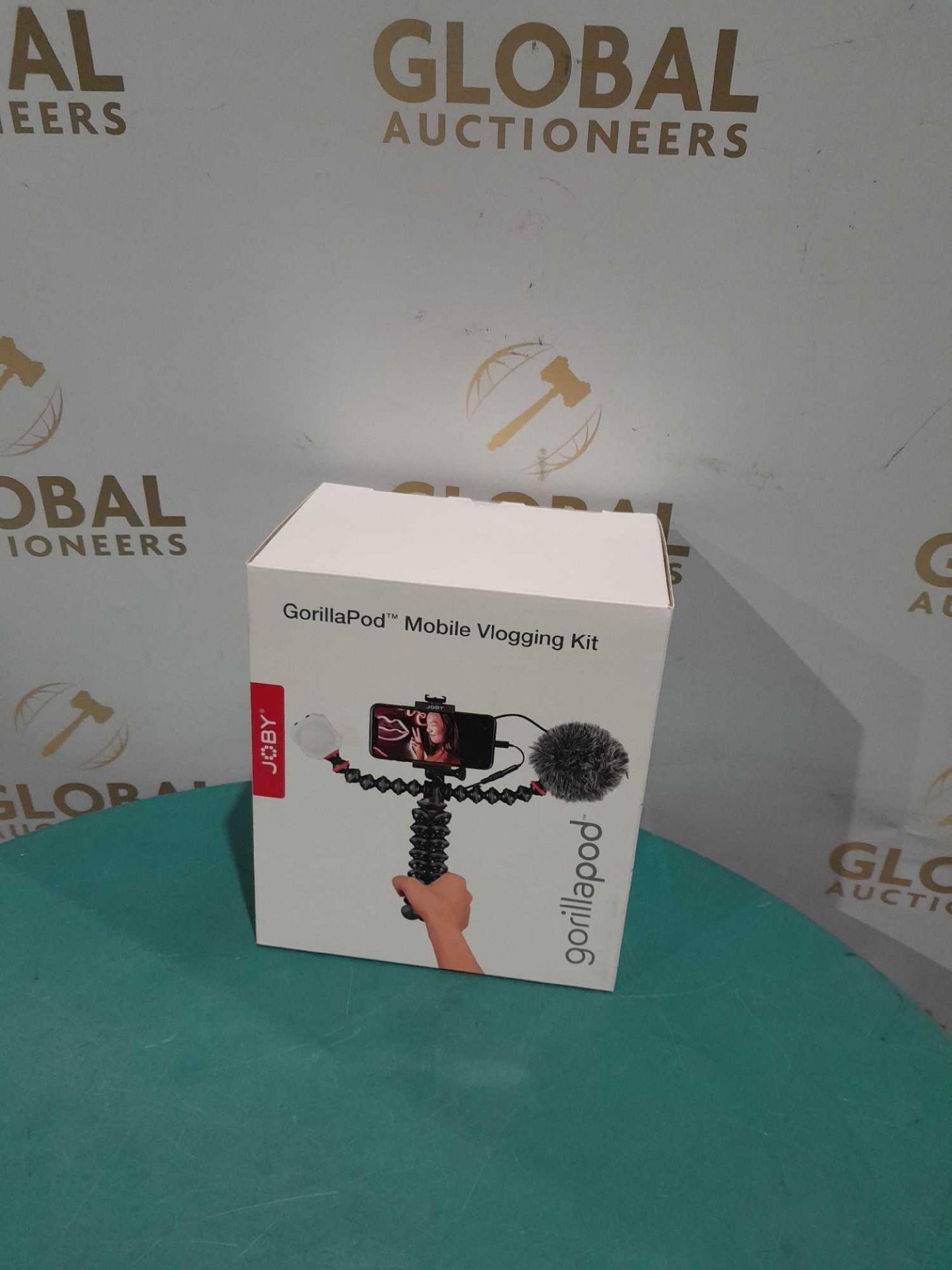 RRP £200 Boxed Joby Gorilla Pod Mobile Vlogging Kit - Image 2 of 2