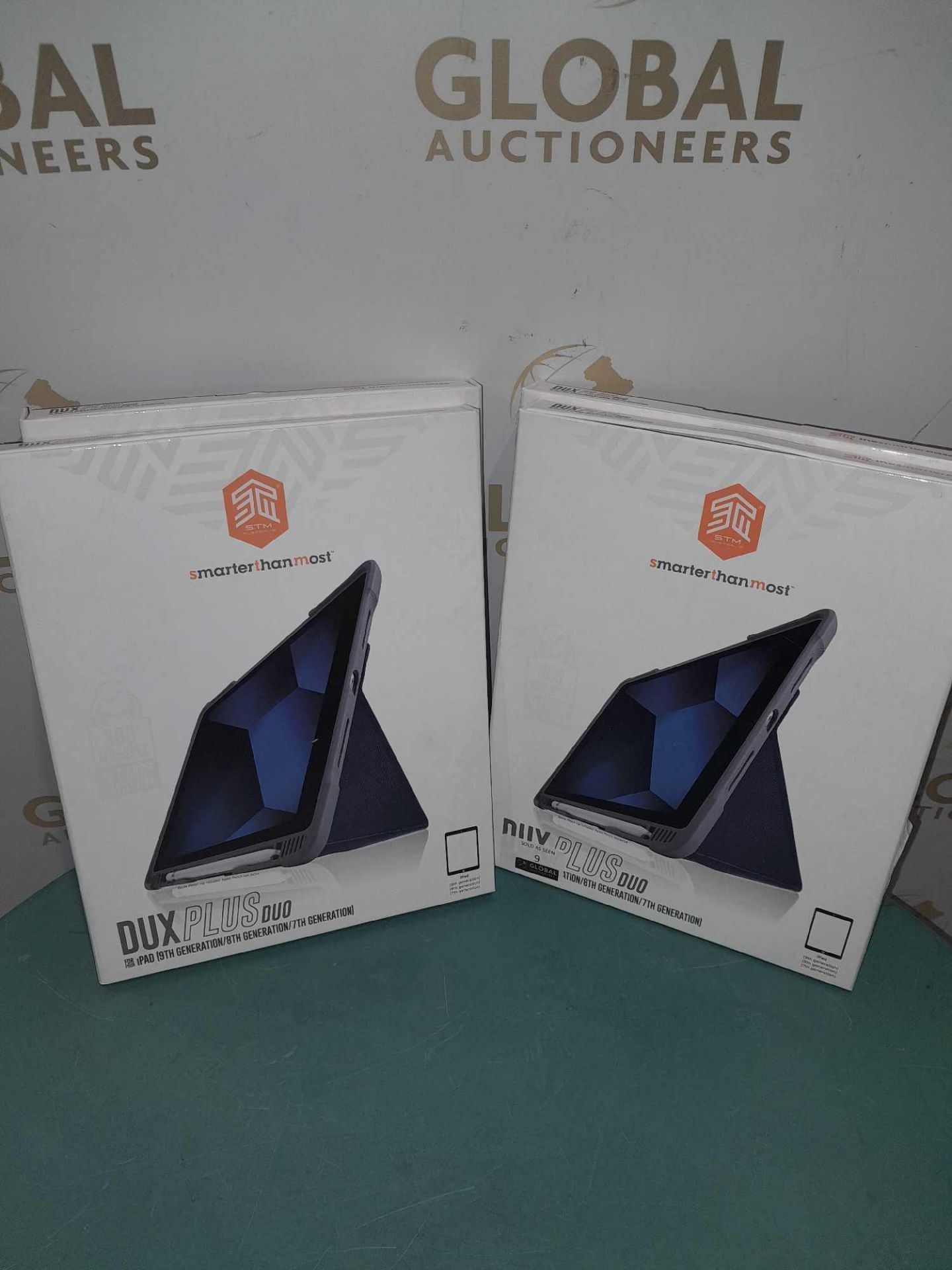 RRP £280 Lot To Contain X4 Boxed Stm Dux Plus Duo Case For iPad - Image 2 of 2
