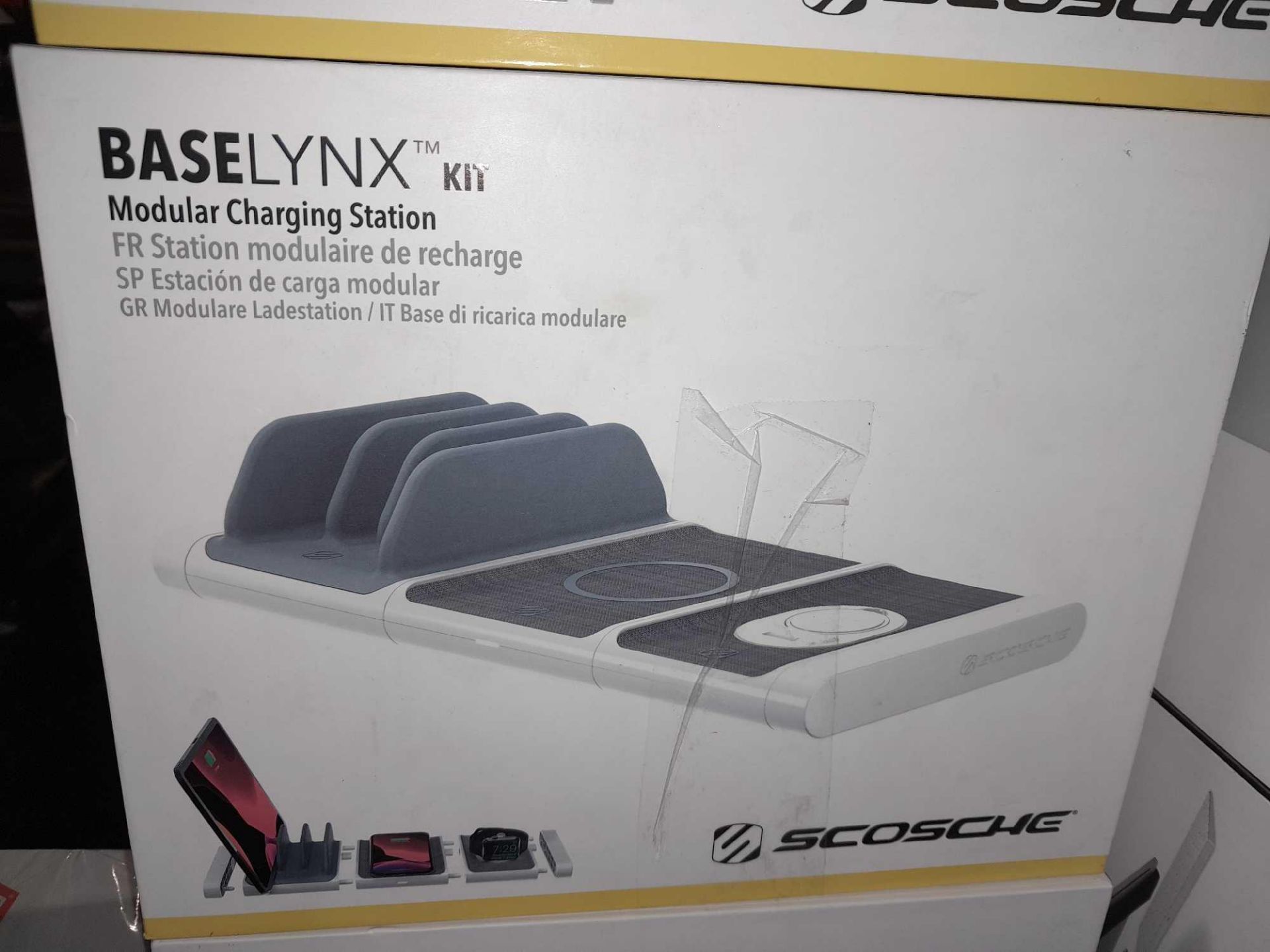 RRP £150 Boxed Scosche Base Lynx Kit, Modular Charging Station - Image 2 of 2