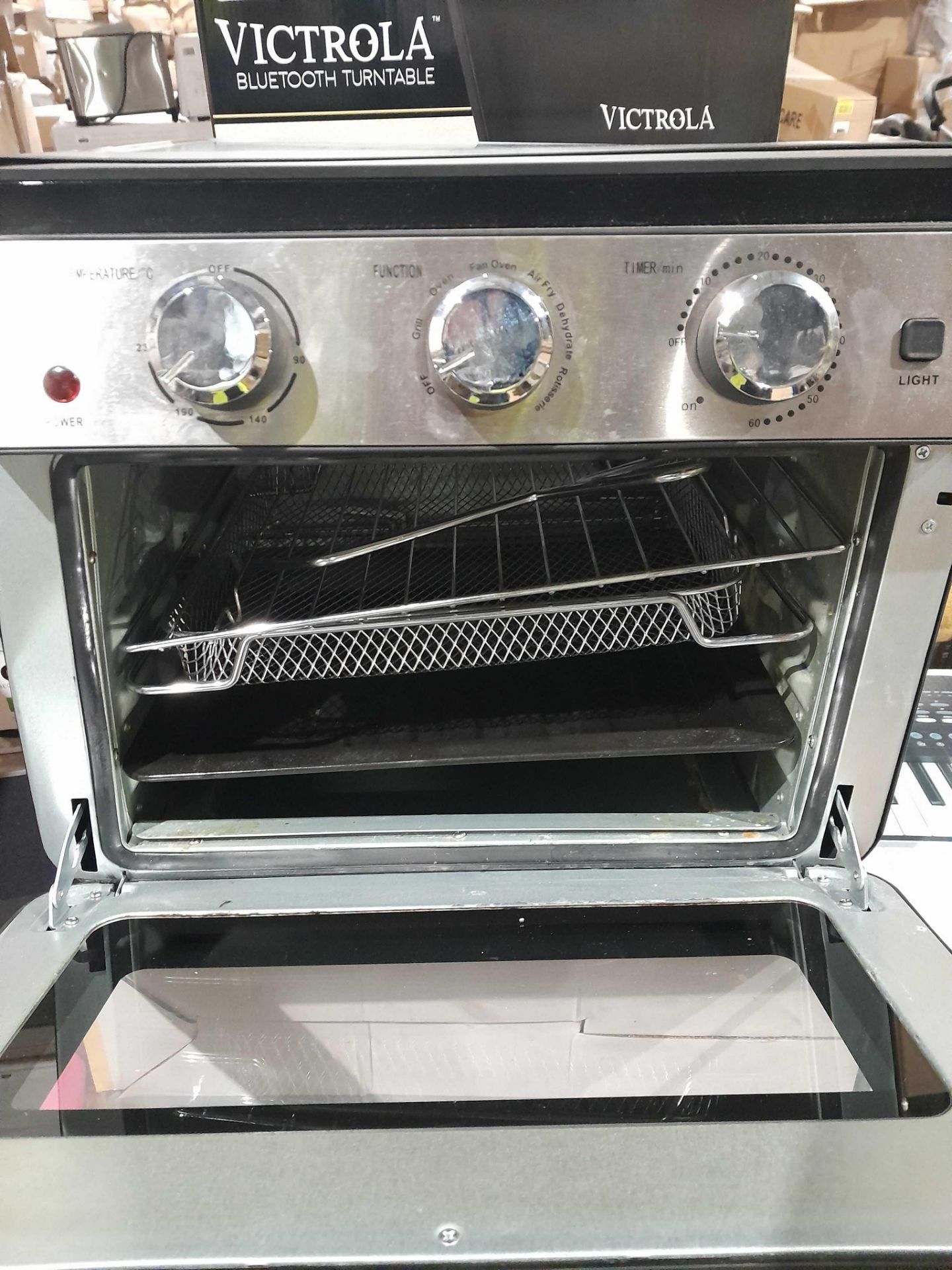 RRP £120 Boxed Cooks Essentials 5 In 1 Multi Oven - Image 2 of 4