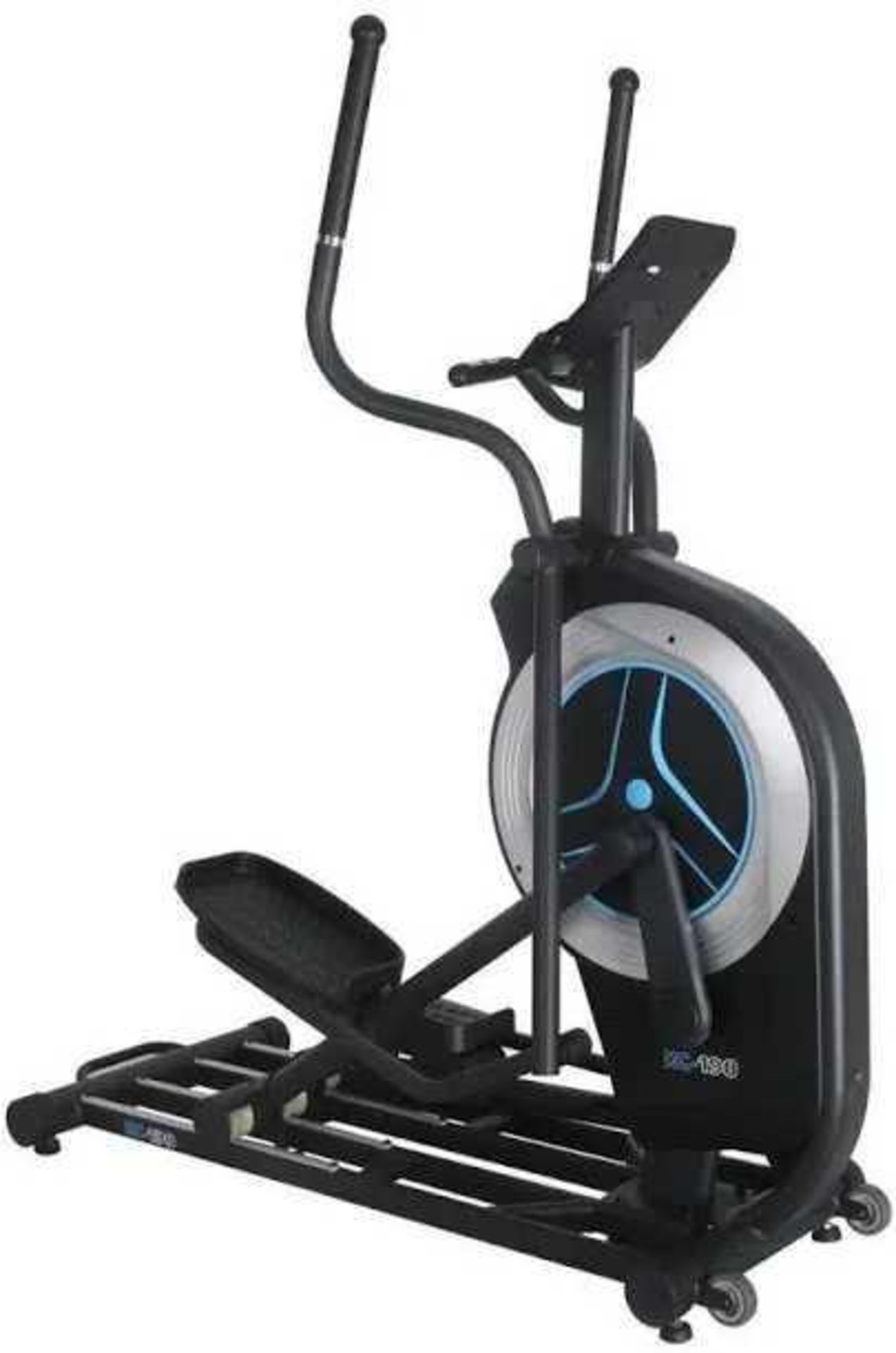 RRP £800 Lot To Contain Dkn Xc190 Elliptical Cross Trainer