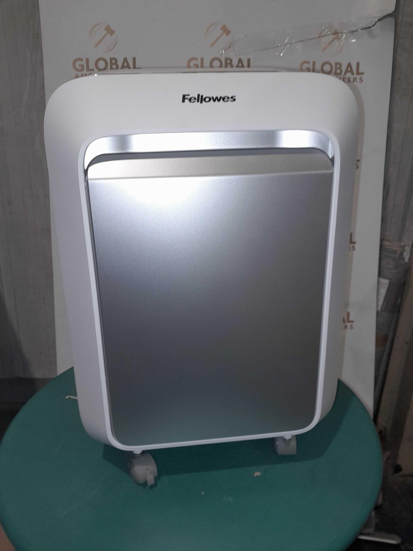 RRP £320 Lot To Contain Fellowes Powershred Lx211 Paper Shredder - Image 2 of 3