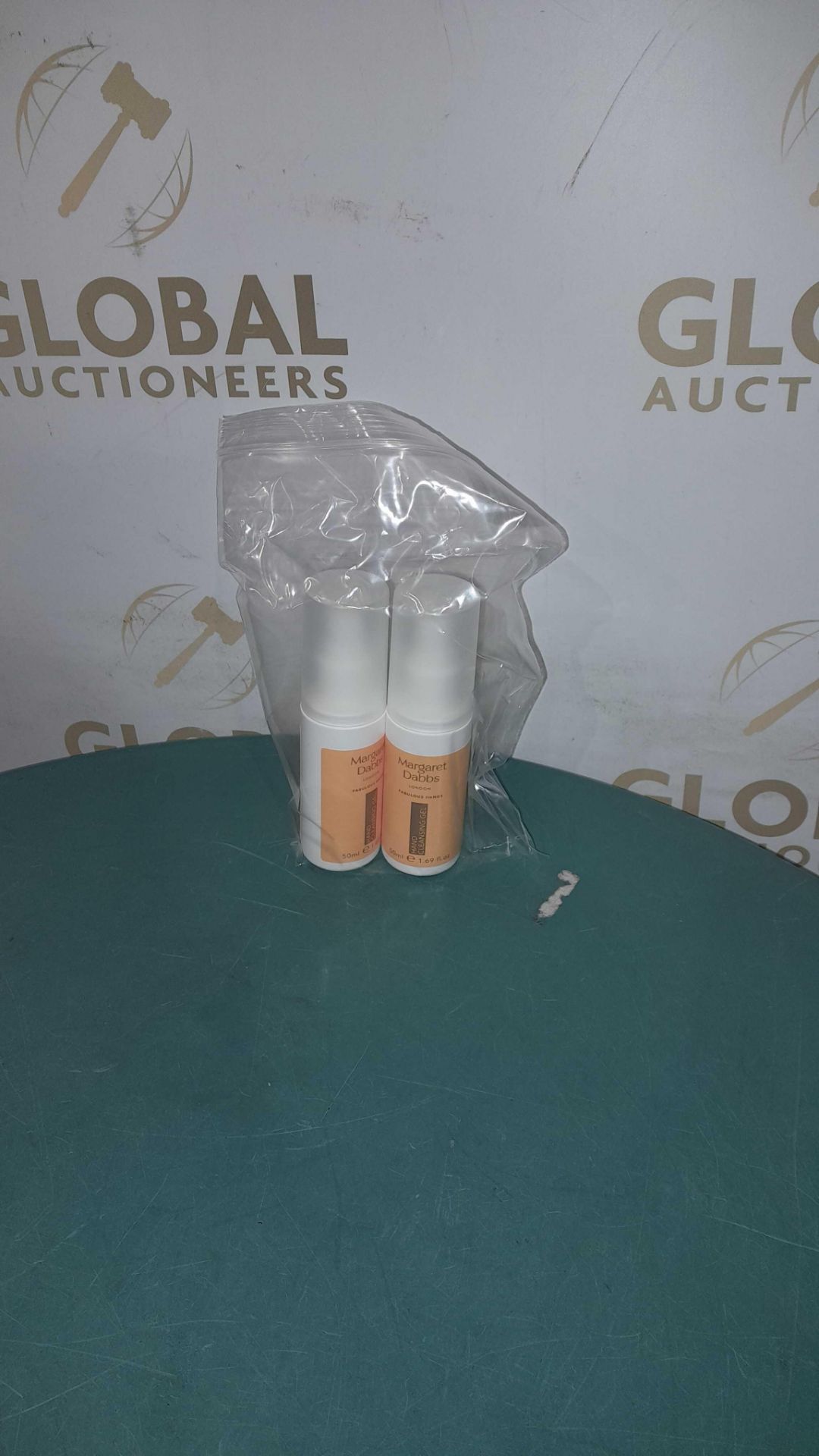 RRP £750 Lot To Contain Approx 30 Sets Of Margaret Dabbs Hand Gels - Image 3 of 3