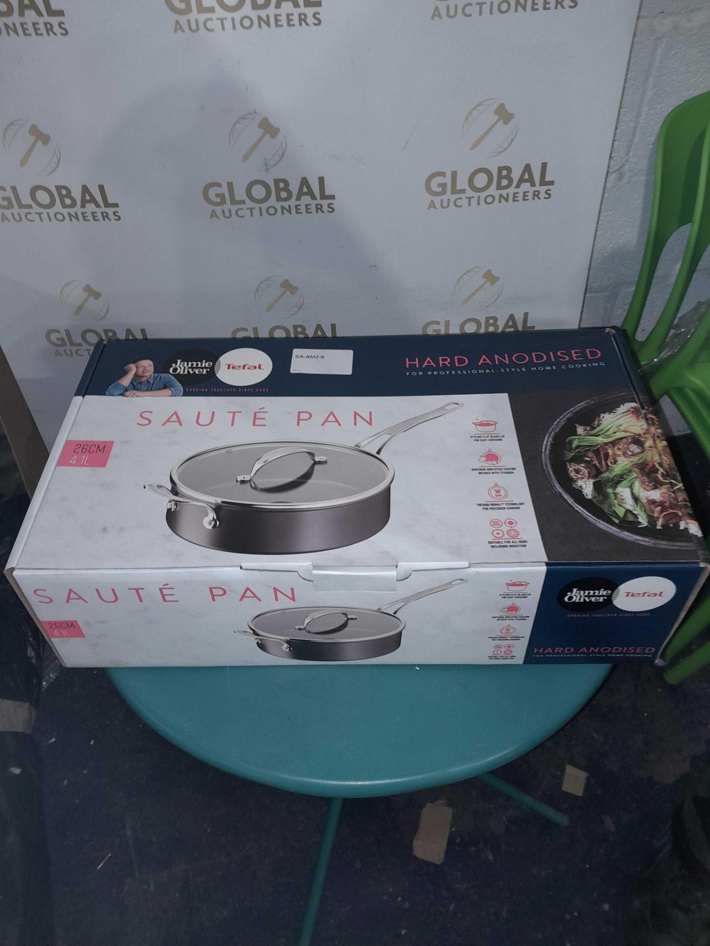 RRP £150 lot to contain tefal saute pan - Image 4 of 4