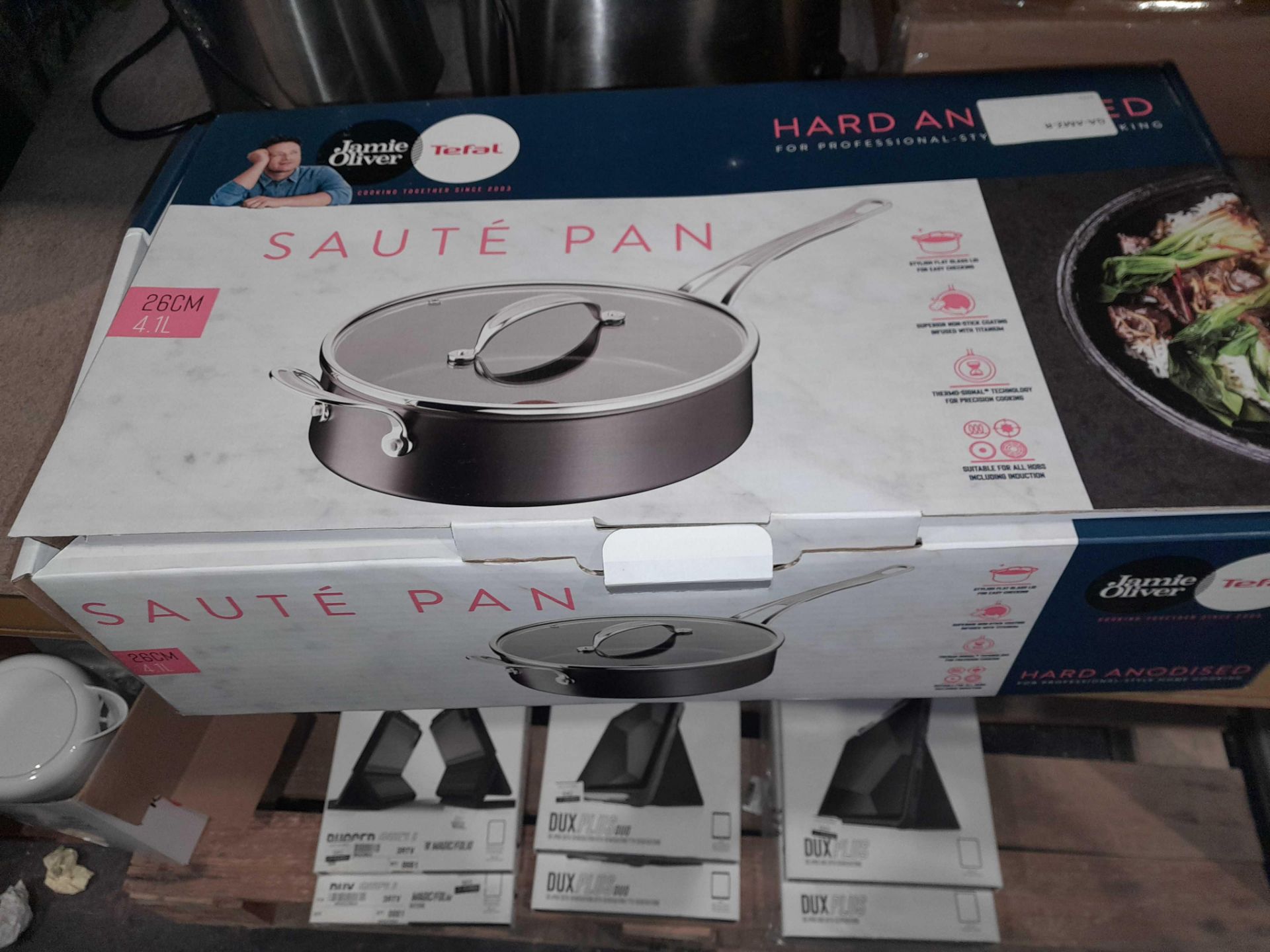 RRP £150 lot to contain tefal saute pan - Image 2 of 4