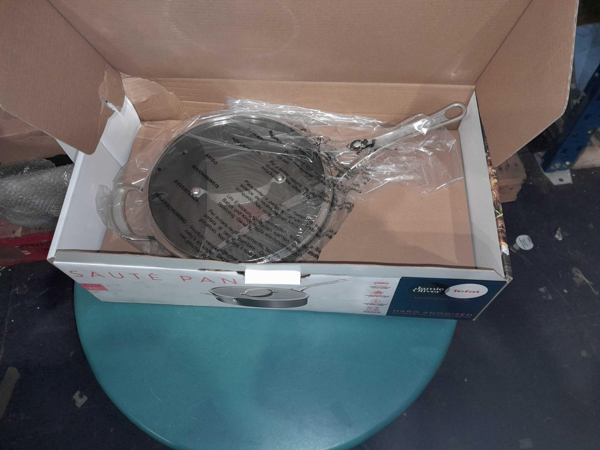 RRP £150 lot to contain tefal saute pan - Image 3 of 4