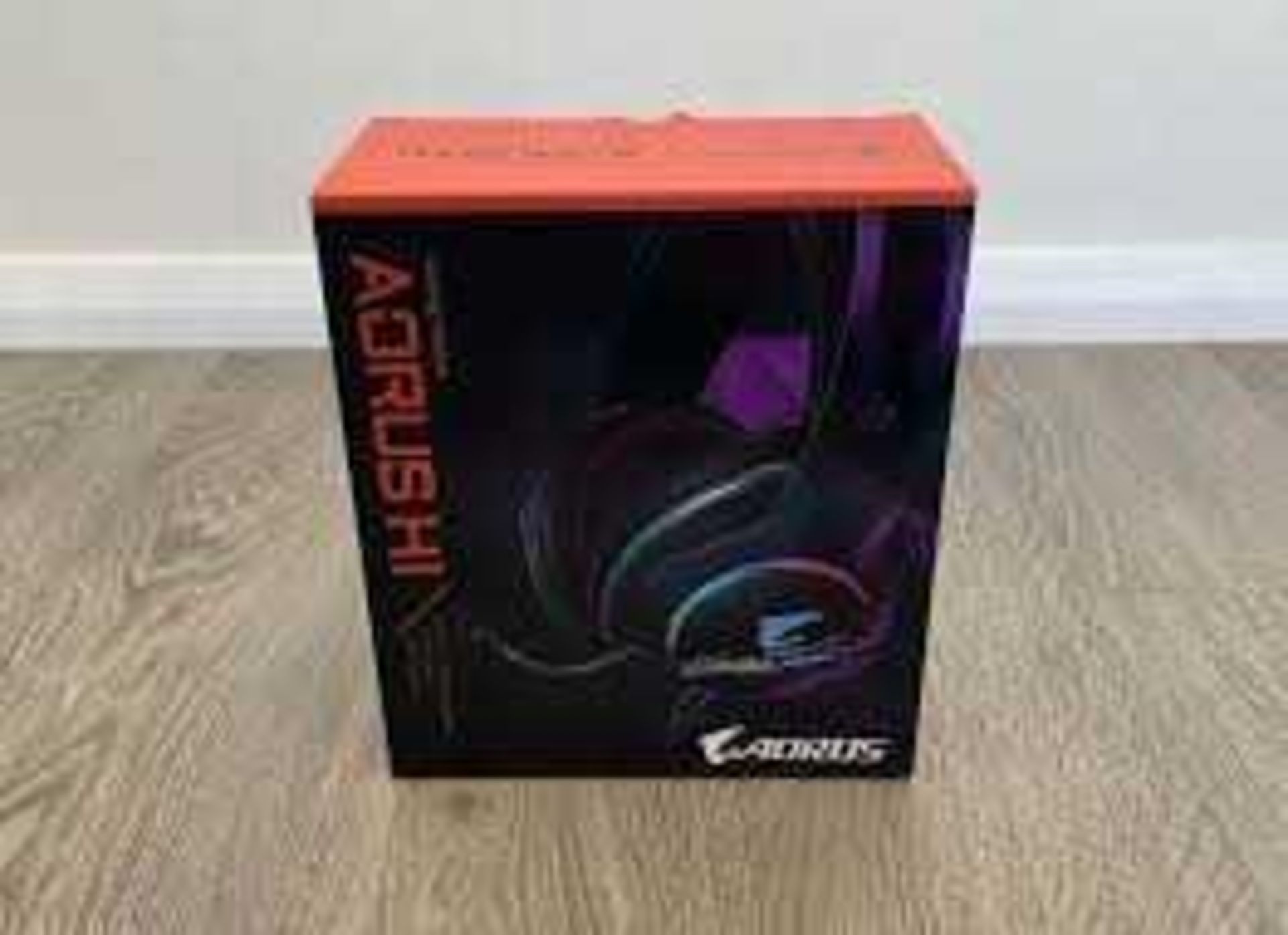 RRP £50 lot to contain arouse gaming headset in Black