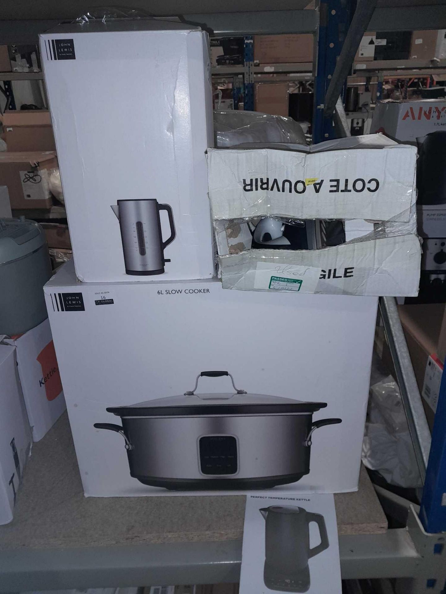 RRP £120 Lot To Contain X3 Boxed John Lewis Items Including - 6L Slow Cooker, Simplicity 1.7L Kettl - Image 2 of 5