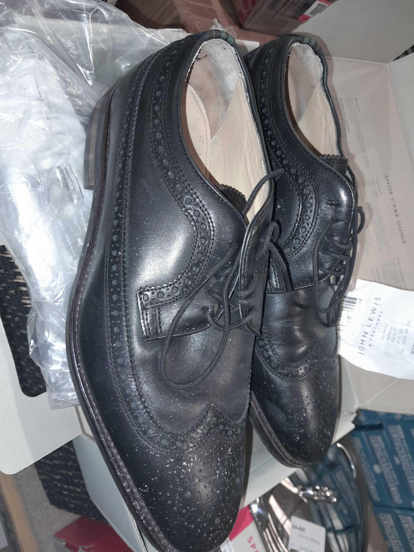 RRP £220 Lot To Contain X3 Items - Black Brogues Sizes 8& 9 , Black Boot Size 8 - Image 3 of 4