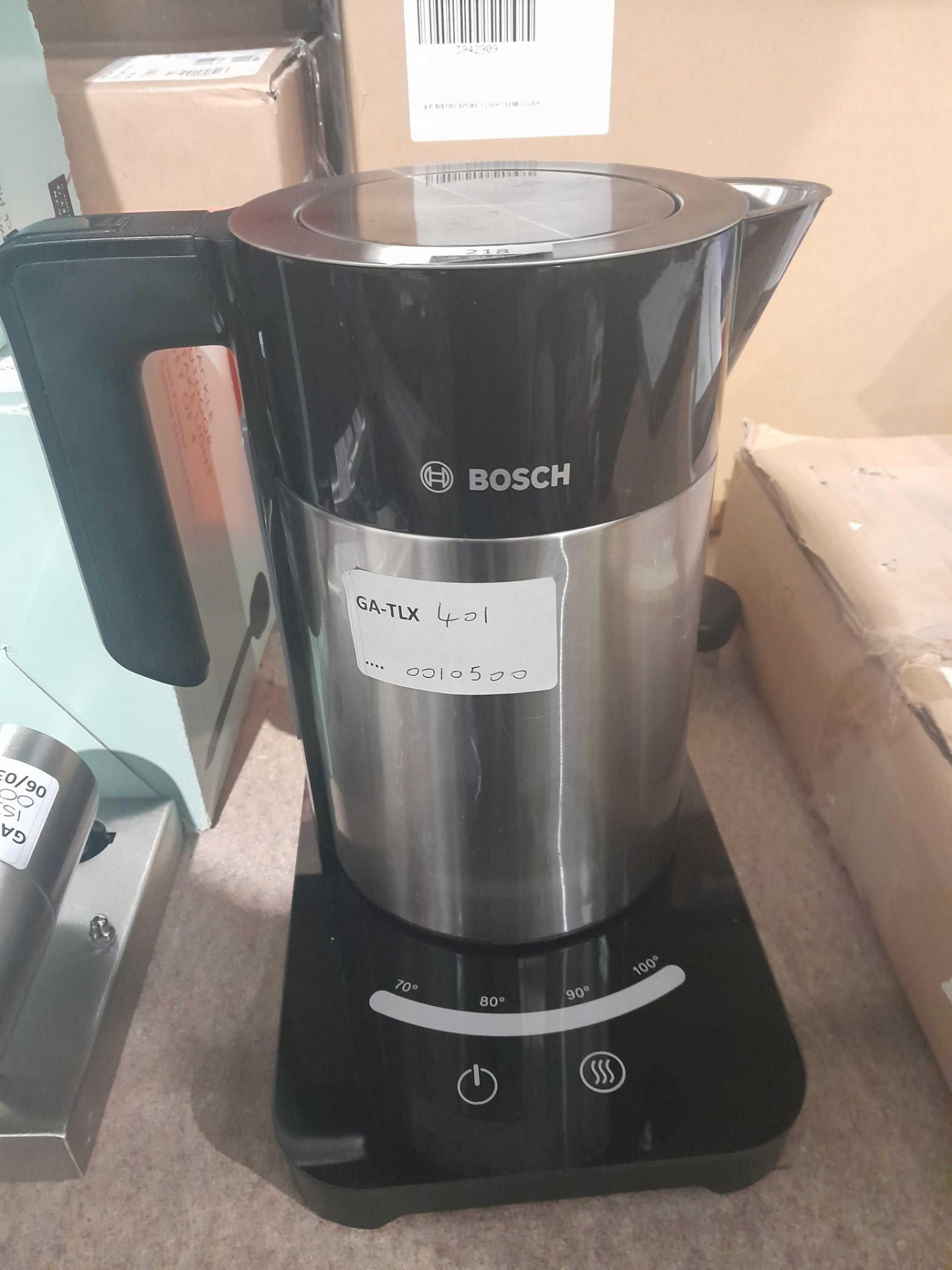 RRP £105 A Bosch Temperature1.7Ltr Kettle - Image 2 of 2