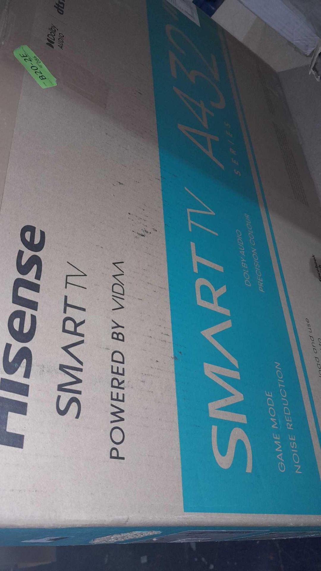 RRP £170 Boxed Hisense 32" Smart Tv 32A4Egtuk - Image 2 of 2