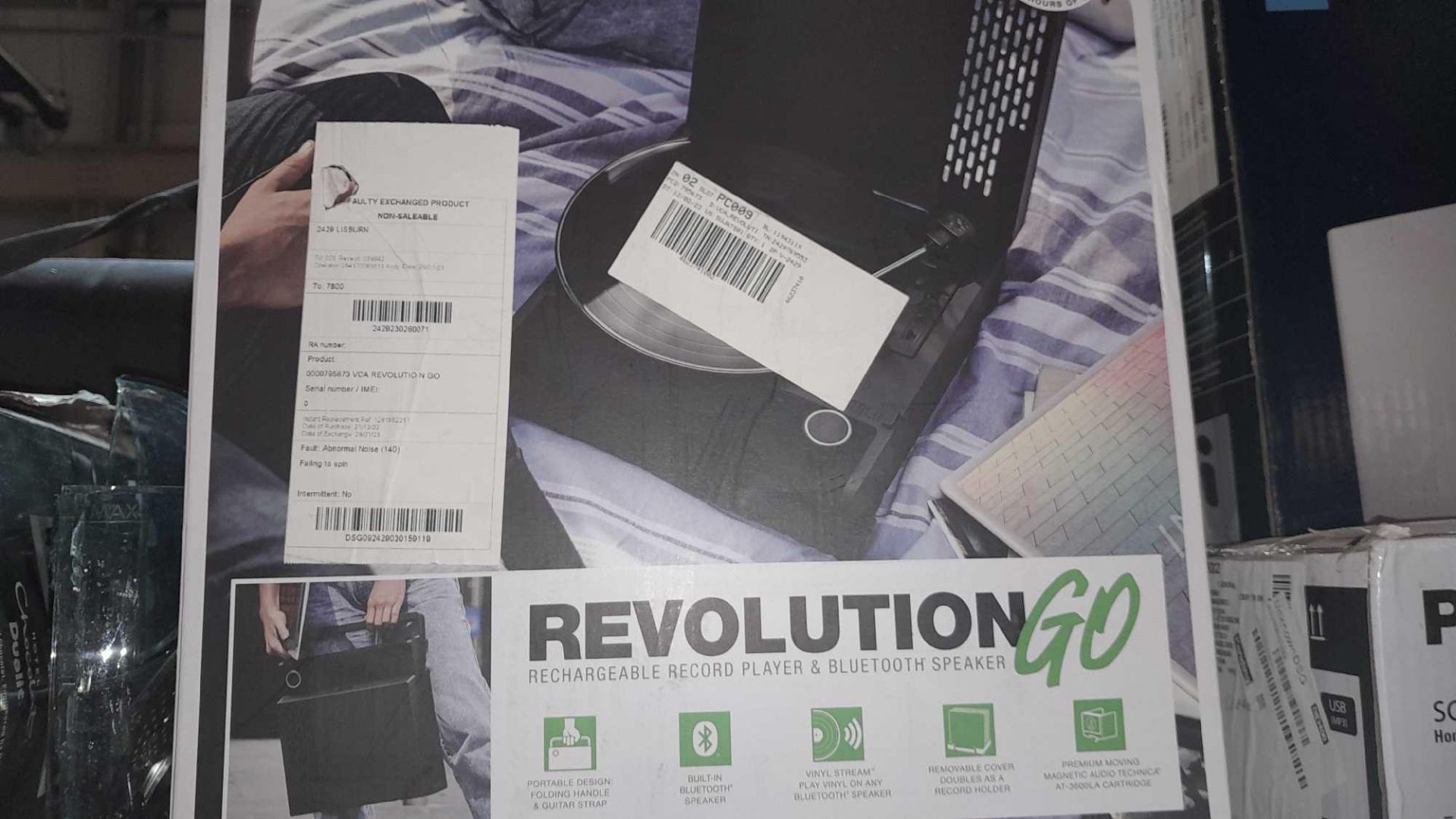 RRP £200 Boxed Revolution Go Rechargeable Record Player & Bluetooth Speaker