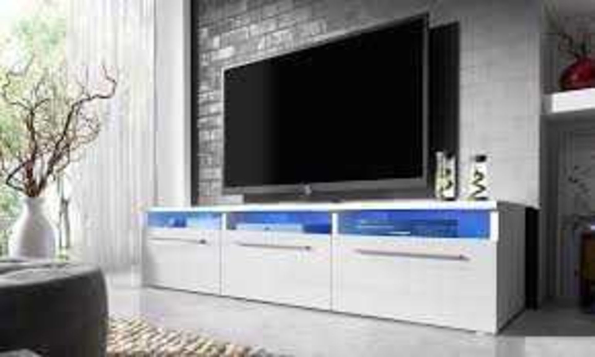 RRP £115 A Boxed Levello Tv Stand