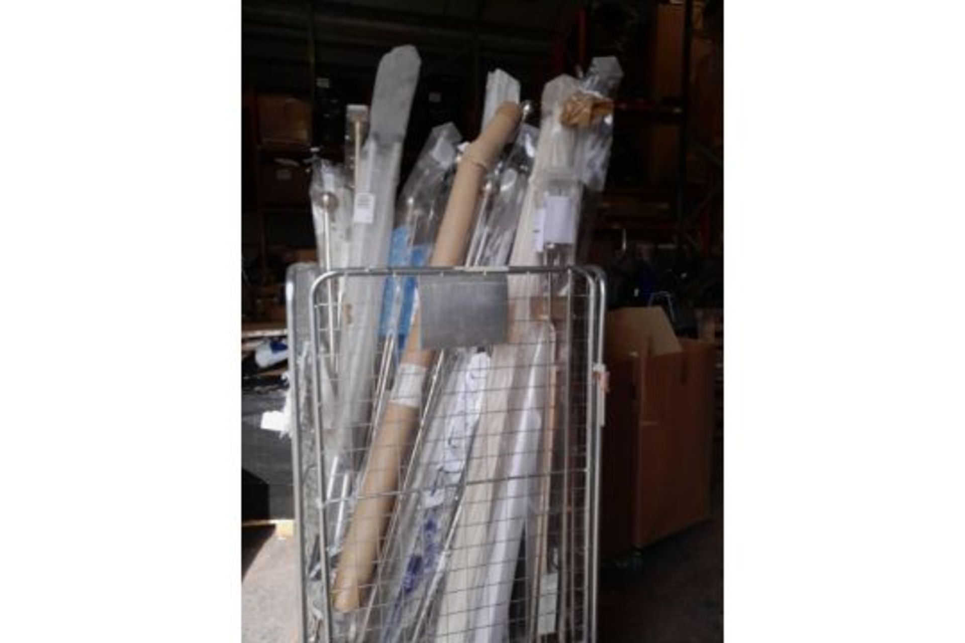 RRP £800 Pallet To Contain John Lewis Curtain Poles (Approx Count 20) - Image 2 of 2
