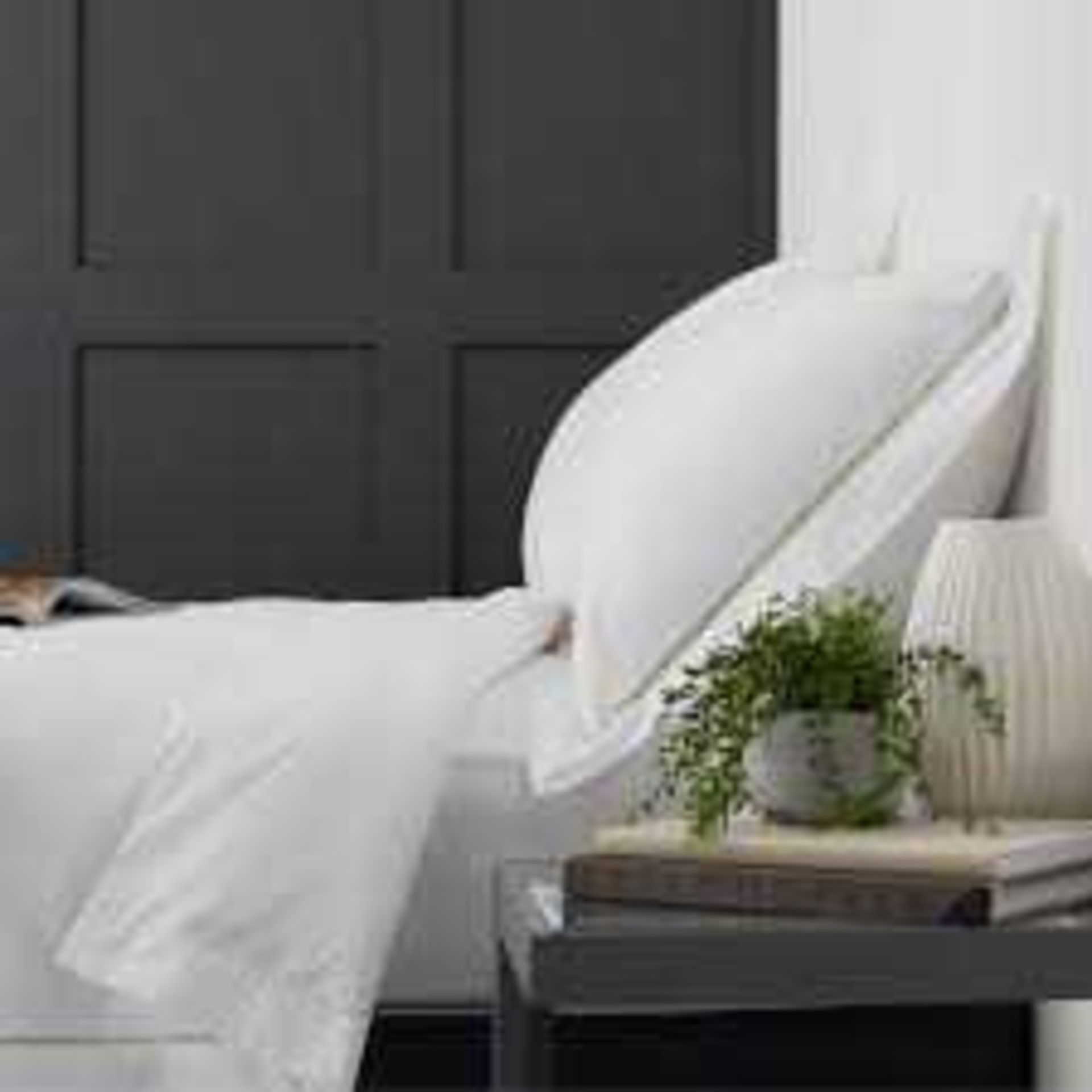 RRP £100 By Kelly Hoppen King-size Duvet Cover Set - Image 2 of 2