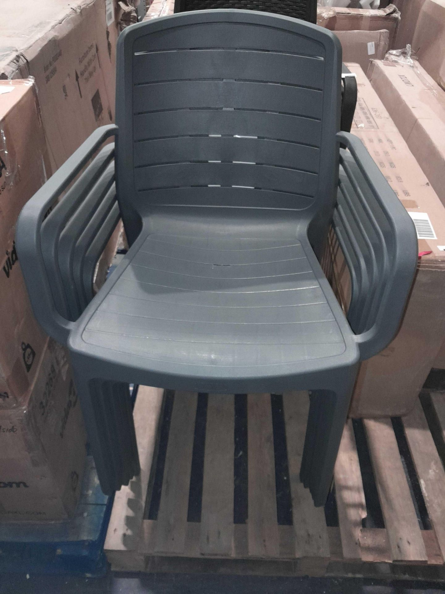 RRP £175 Lot Contains X5 Duramax Garden Chairs - Image 2 of 2