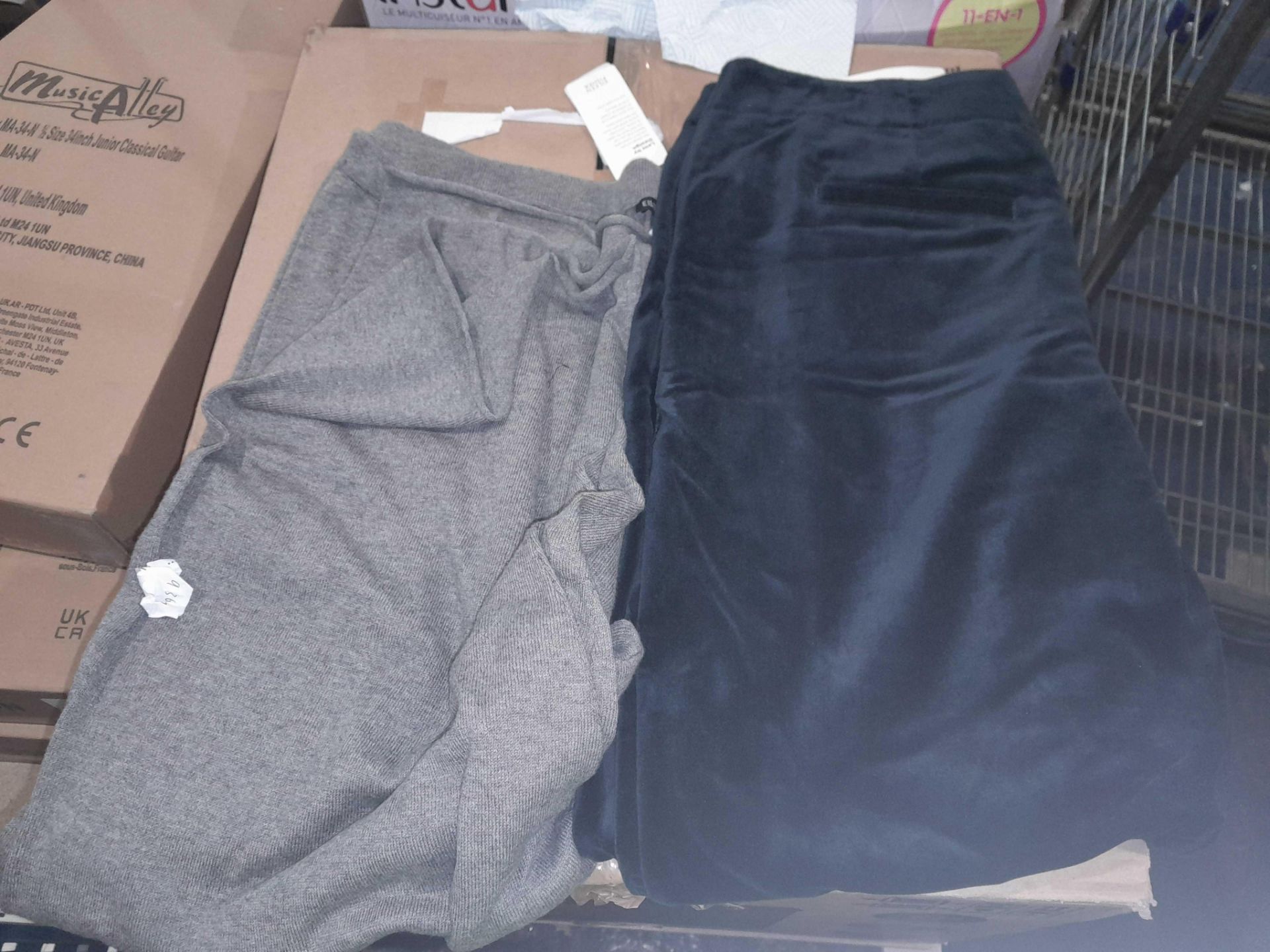 RRP £385 Lot To Contain Approximately 2 Items Eileen Fisher Pants - Image 2 of 2