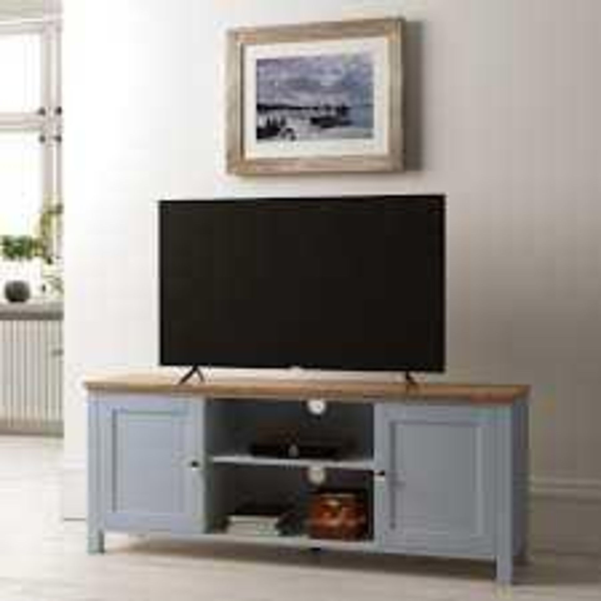 RRP £150 Boxed Bolton Tv Stand