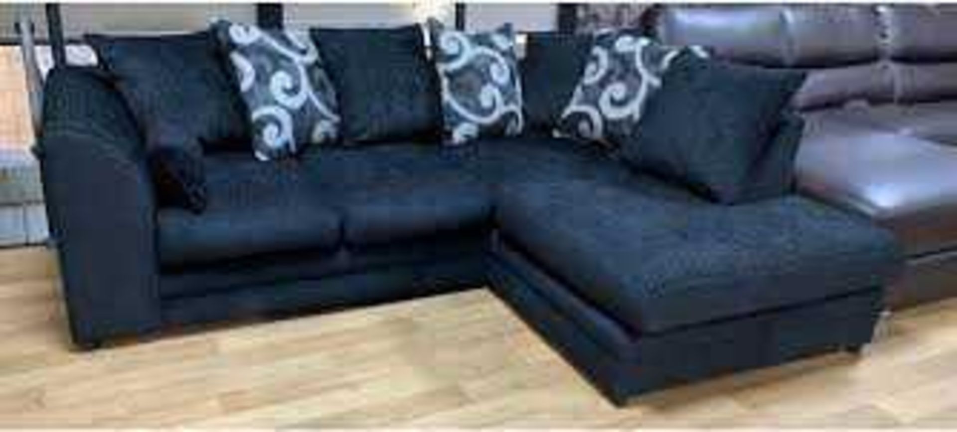 RRP £600 Zina Fabric Corner Sofa