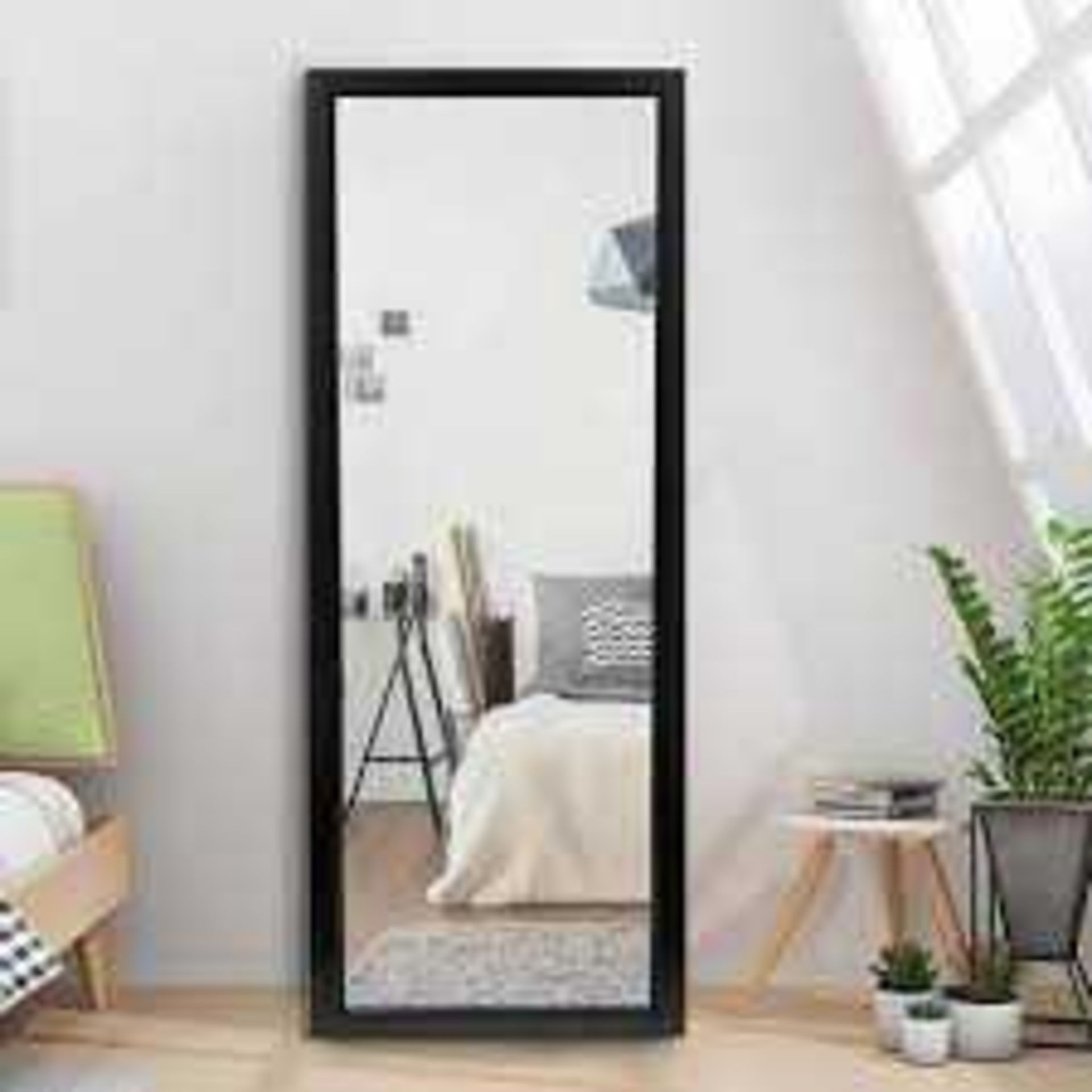 RRP £80 Brand New Boxed Neutypechic Wall Mounted Mirror