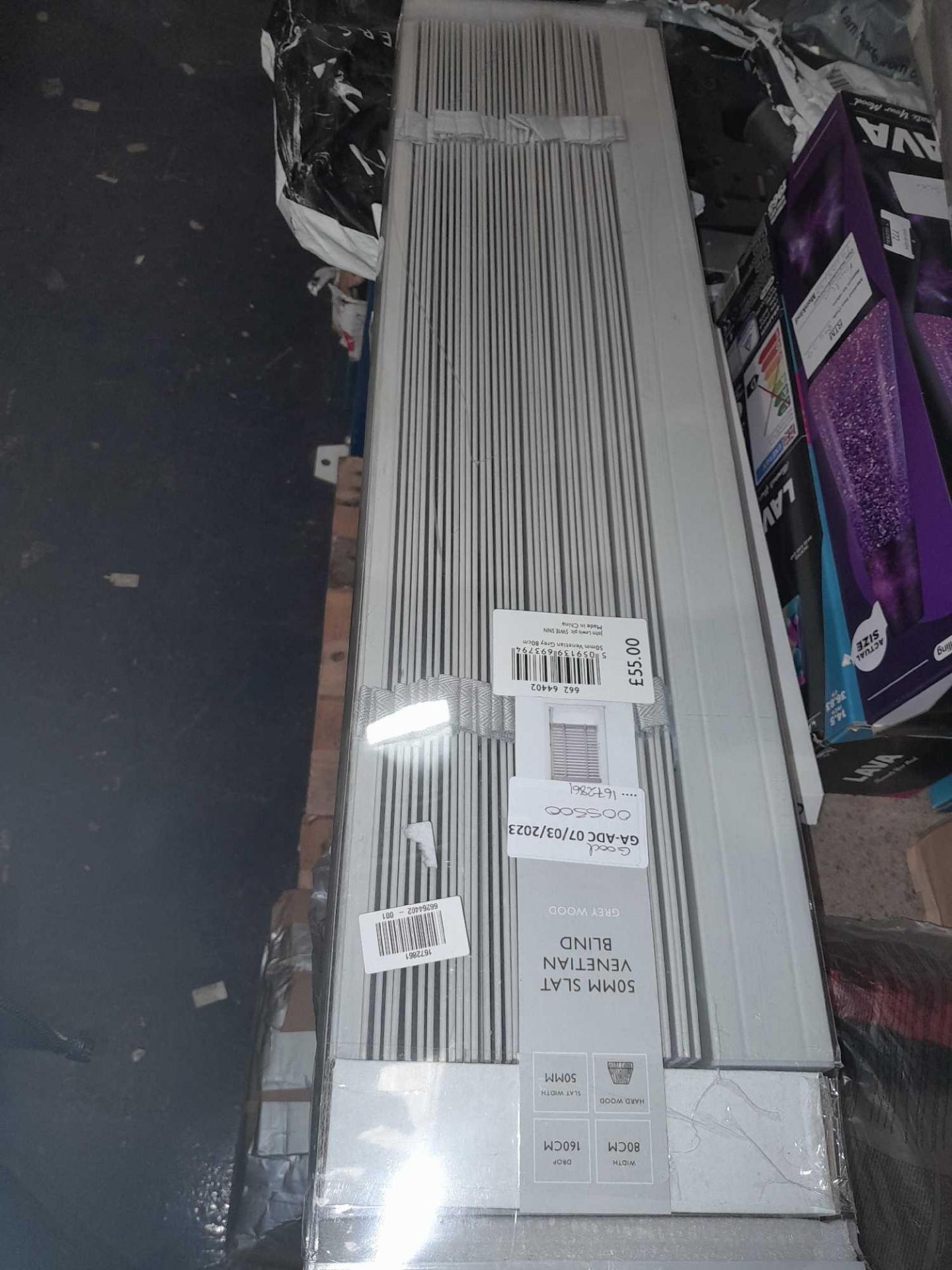 RRP £205 Lot To Contain Approx. 5X Assorted Items To Include John Lewis 50Mm Slat Venetian Blind - Image 3 of 3