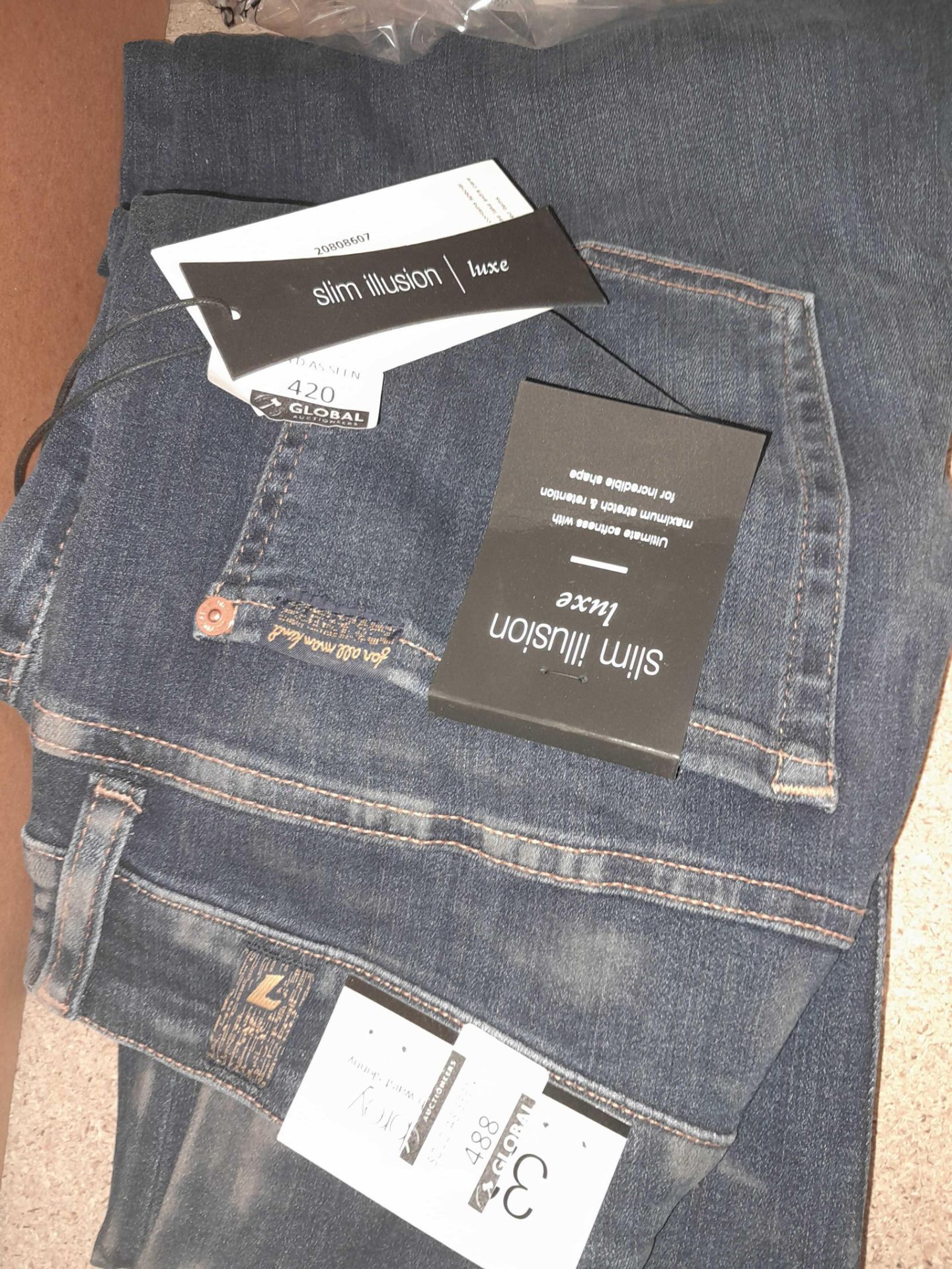 RRP £200 For All Mankind Jeans - Image 2 of 2