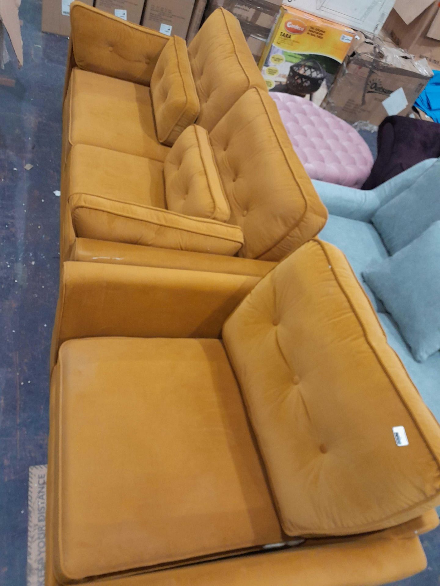 RRP £1700 Alfred 3 Seater And 1 Seater - Image 2 of 2