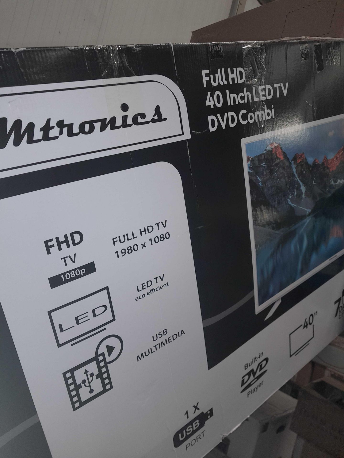 RRP £230 Boxed Emtronics Full HD 40 Inch Led TV In White - Image 2 of 2