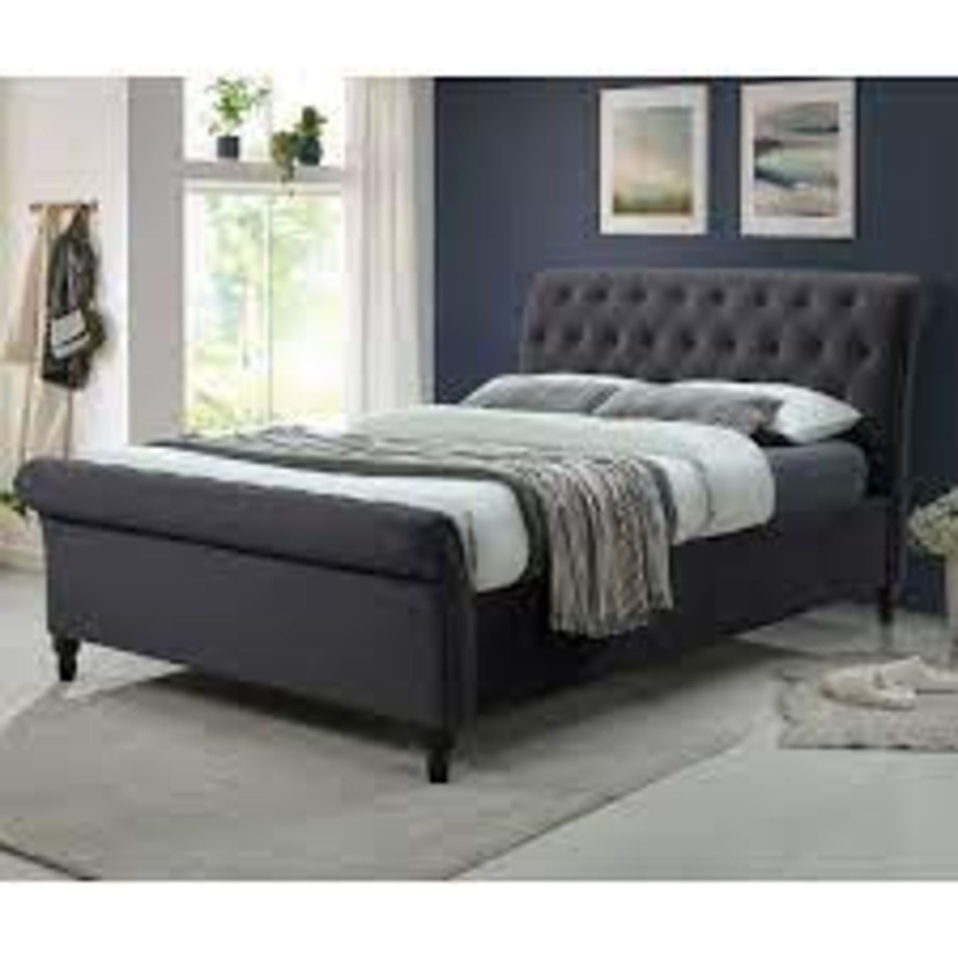 RRP £750 Boxed Richmond Ottoman Bed