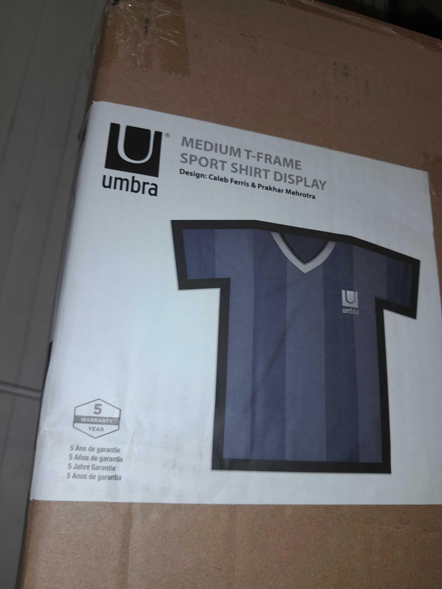 RRP £155 Lot To Contain X2 Boxed Items Including- Umbra Medium T Shirt Frame - Image 2 of 2