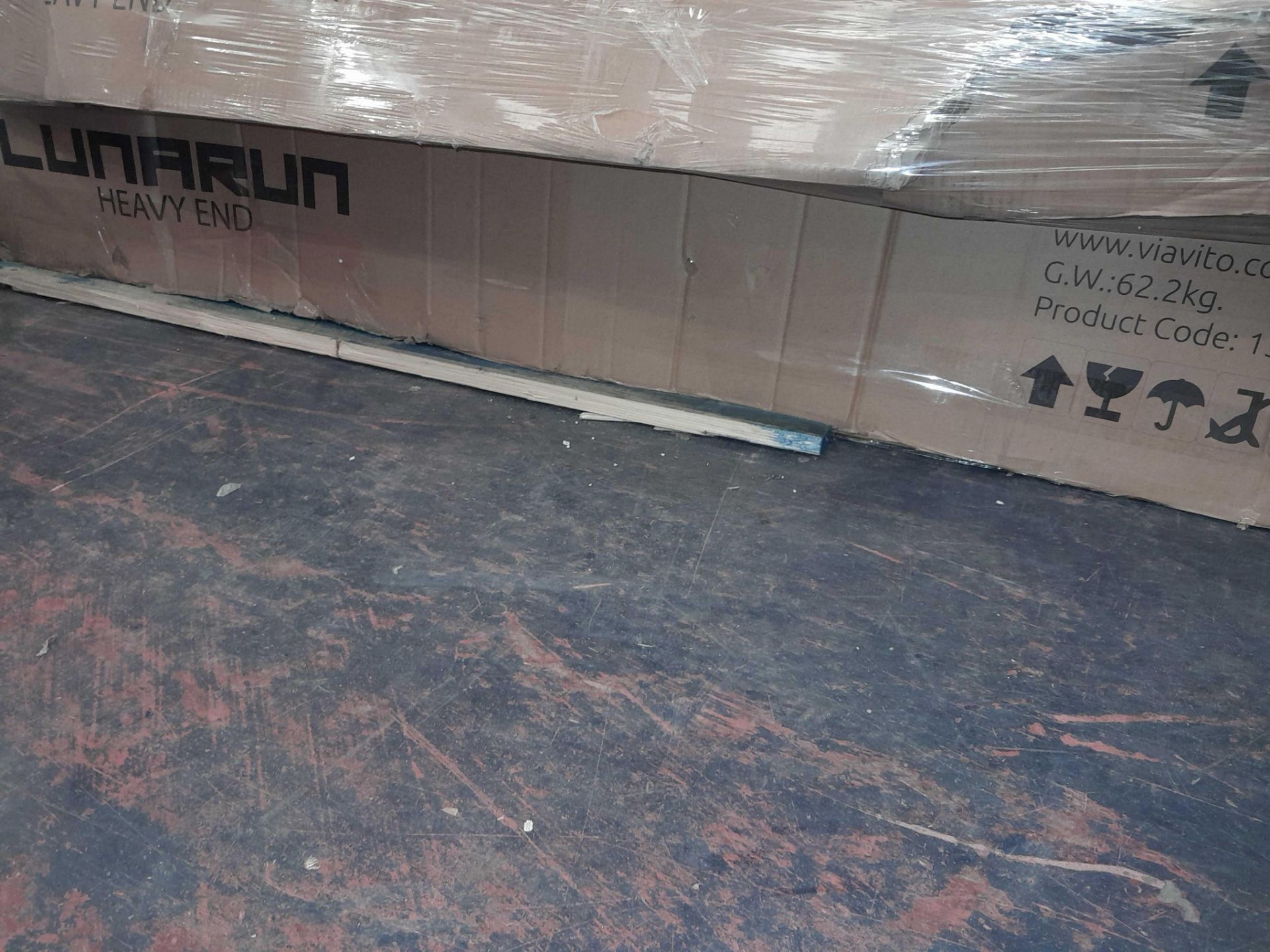 RRP £600 Lot Contains Boxed Lunarun Viavito Treadmill - Image 2 of 2