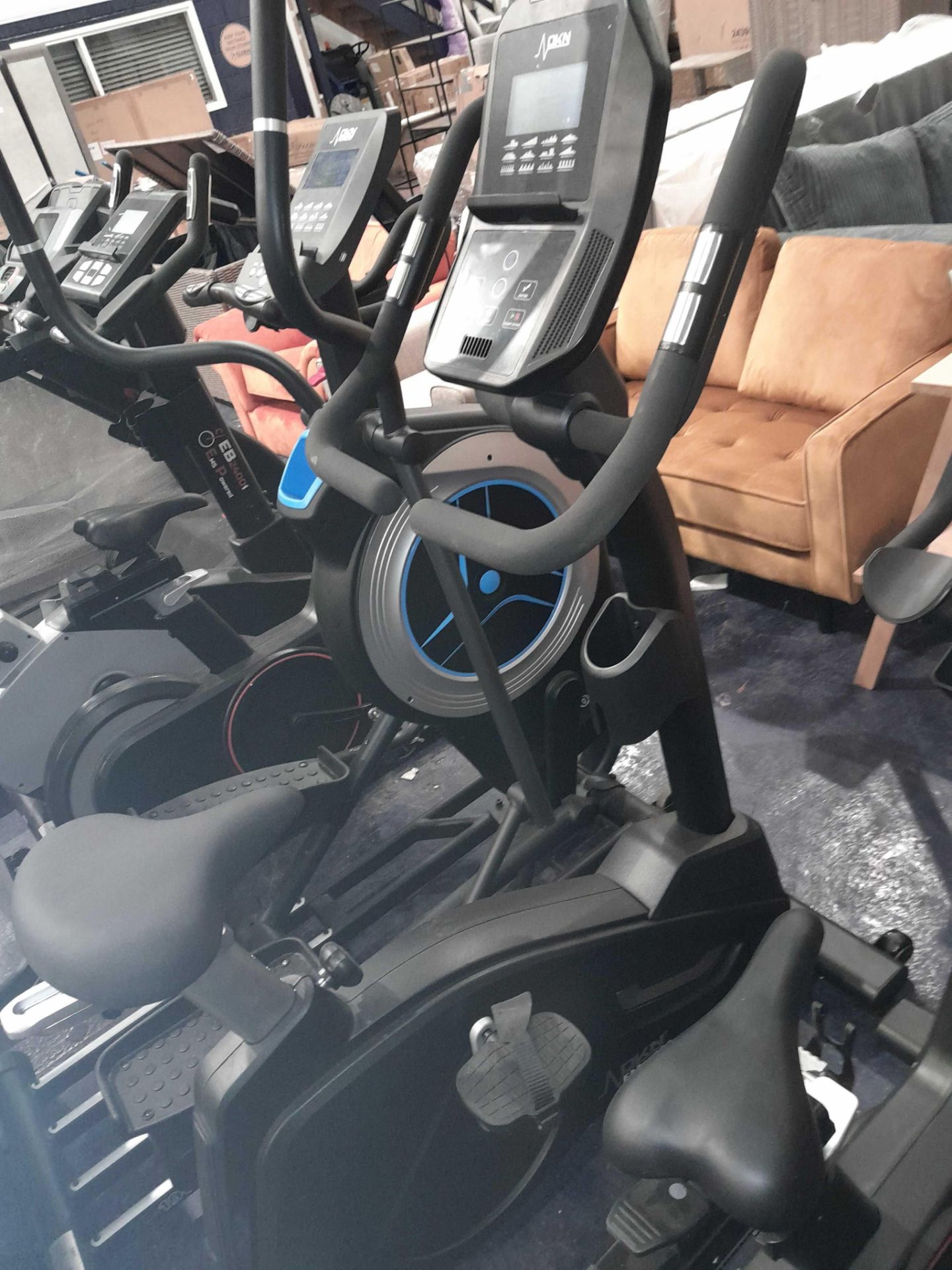 RRP £800 Dkn Exercise Bike, Black Emb-600 - Image 2 of 2