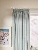 RRP £220 Lot Contains 4 Items Including Pencil Pleat Curtains