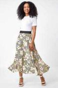 RRP £315 Lot Contains X5 Clothing Items Including Floral Pleat Skirt