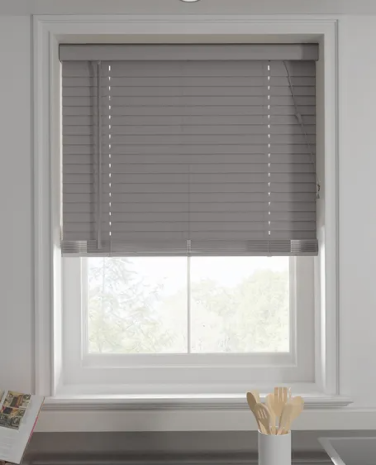 RRP £2090 (Appox. Count 43) Lot To Contain X43 Various Venetion Window Blinds, Various Bundles (