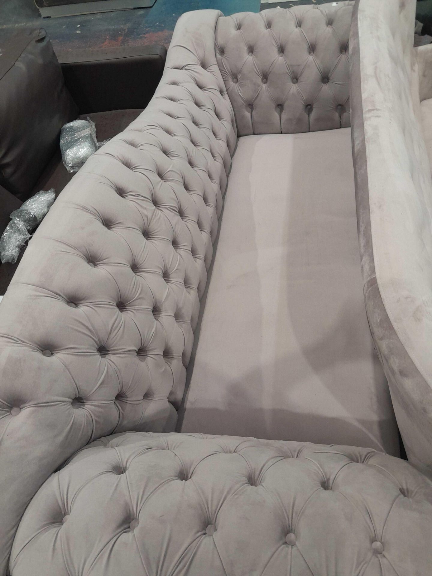 RRP £600 3 Seater Lilac Chaise Long Style Sofa (Cr3) - Image 2 of 2