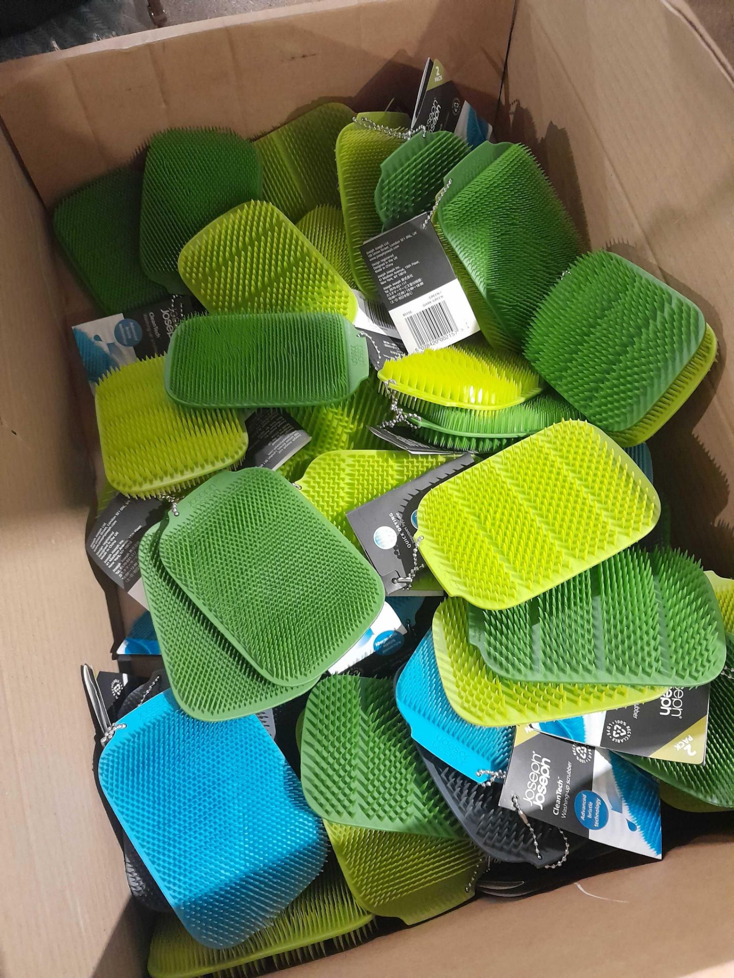 RRP £140 Brand New Boxed Joseph Joseph Scrubbers - Image 2 of 2