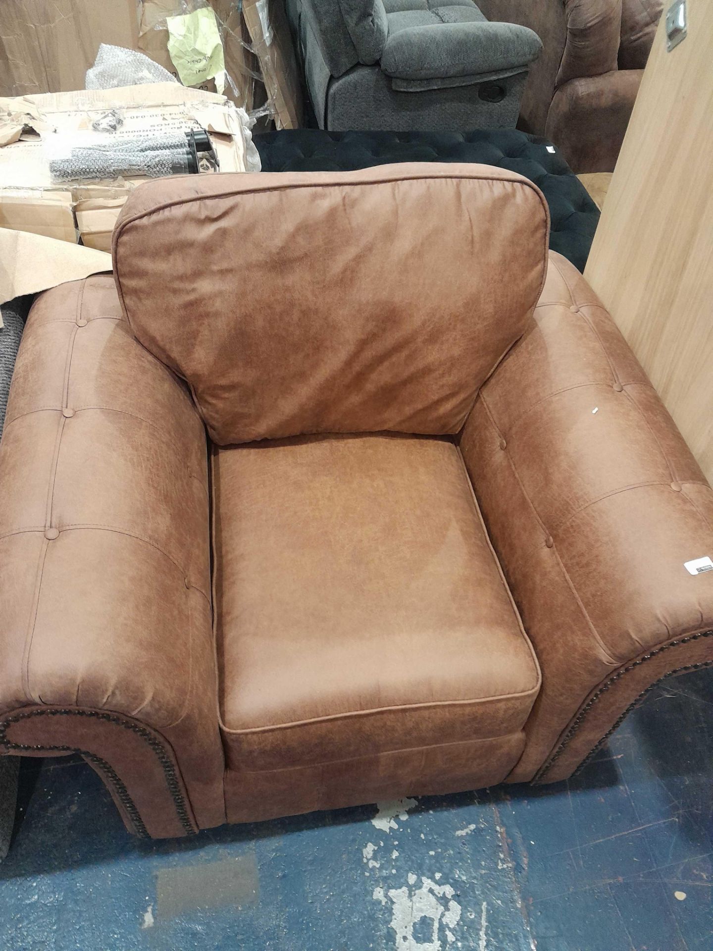 RRP £500 Ex Display Buttoned Large Brown Armchair - Image 2 of 2