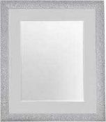 RRP £200 Boxed Assorted Canvases And Frames Including Glitz Silver Frame(Cr2)