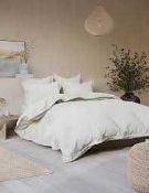 RRP £200 Unboxed Lot To Contain Assorted Items Including Washed Cotton Duvet Cover(Cr2)