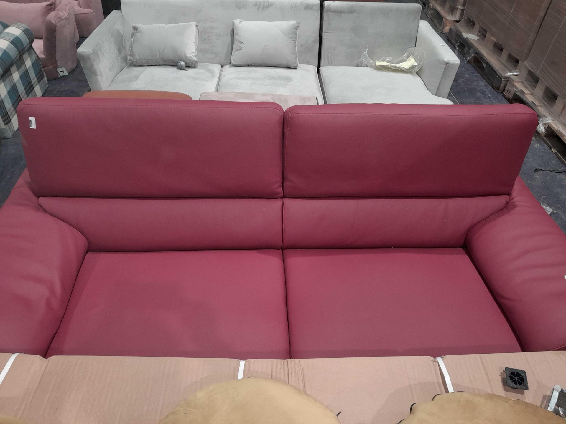 RRP £1500 Ex Display Red Stylish 3 Seater Sofa - Image 2 of 2