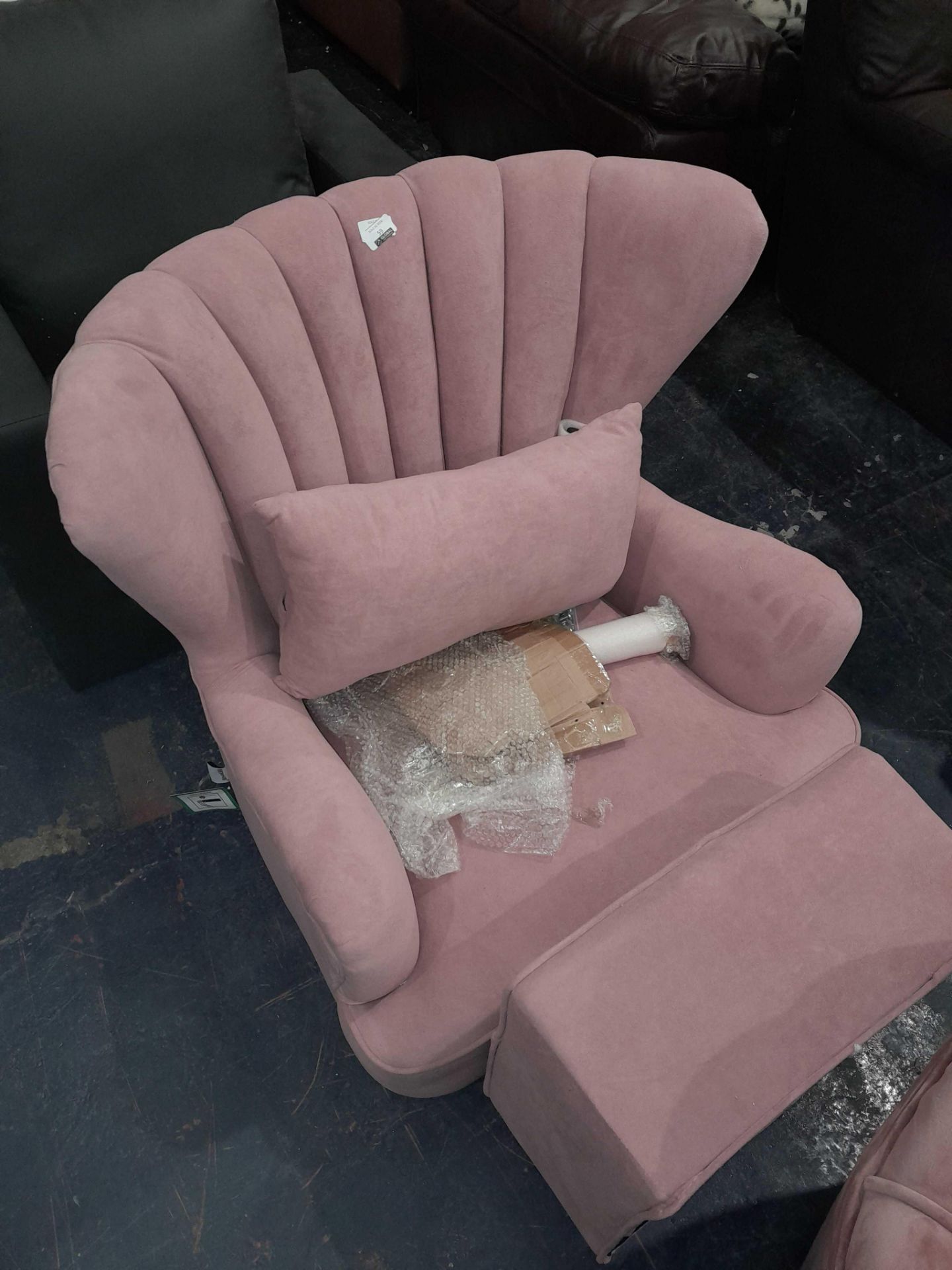 RRP £250 Pink Velvet Shell Chair With Footstool - Image 2 of 2