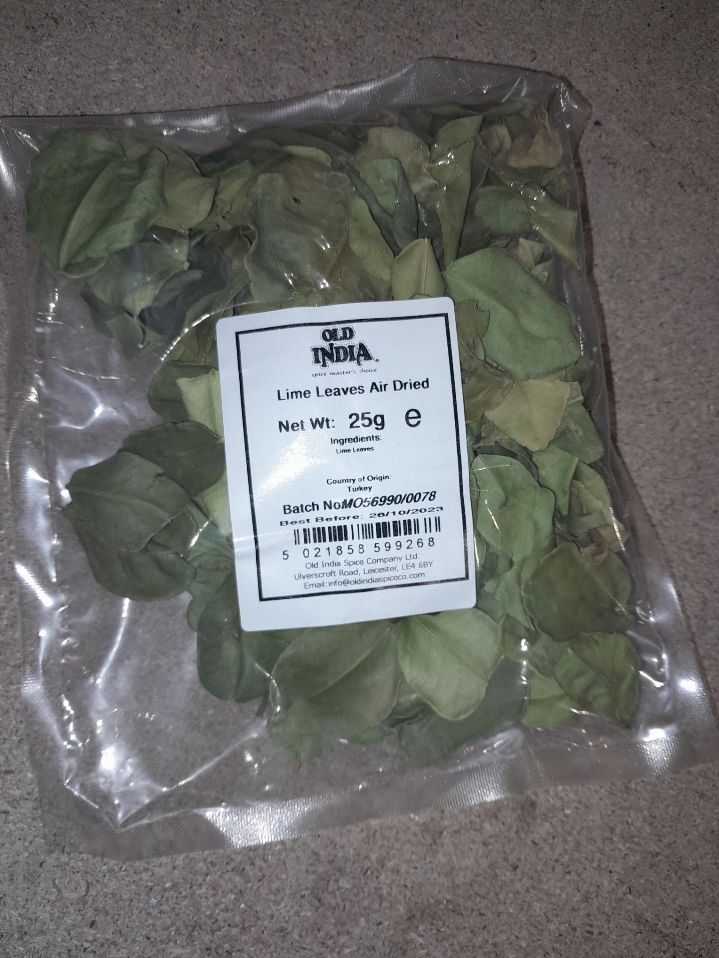 RRP £250 Brand New X50 Old India Lime Leaves Air Dried 25G Best Before 26/01/23 - Image 2 of 2