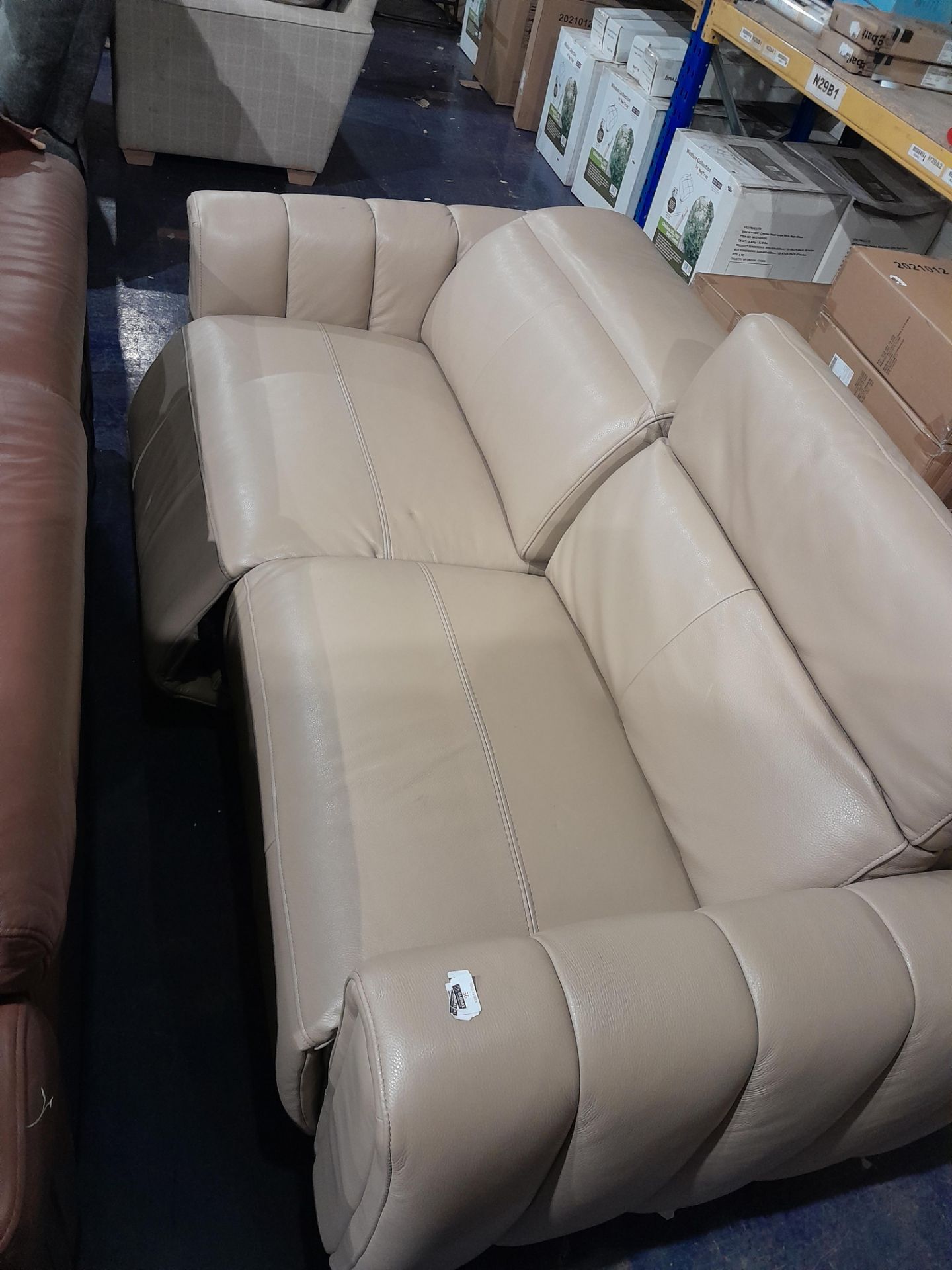 RRP £1000 Ex Display Cream Leather Recliner 3 Seater Sofa (S) - Image 2 of 2