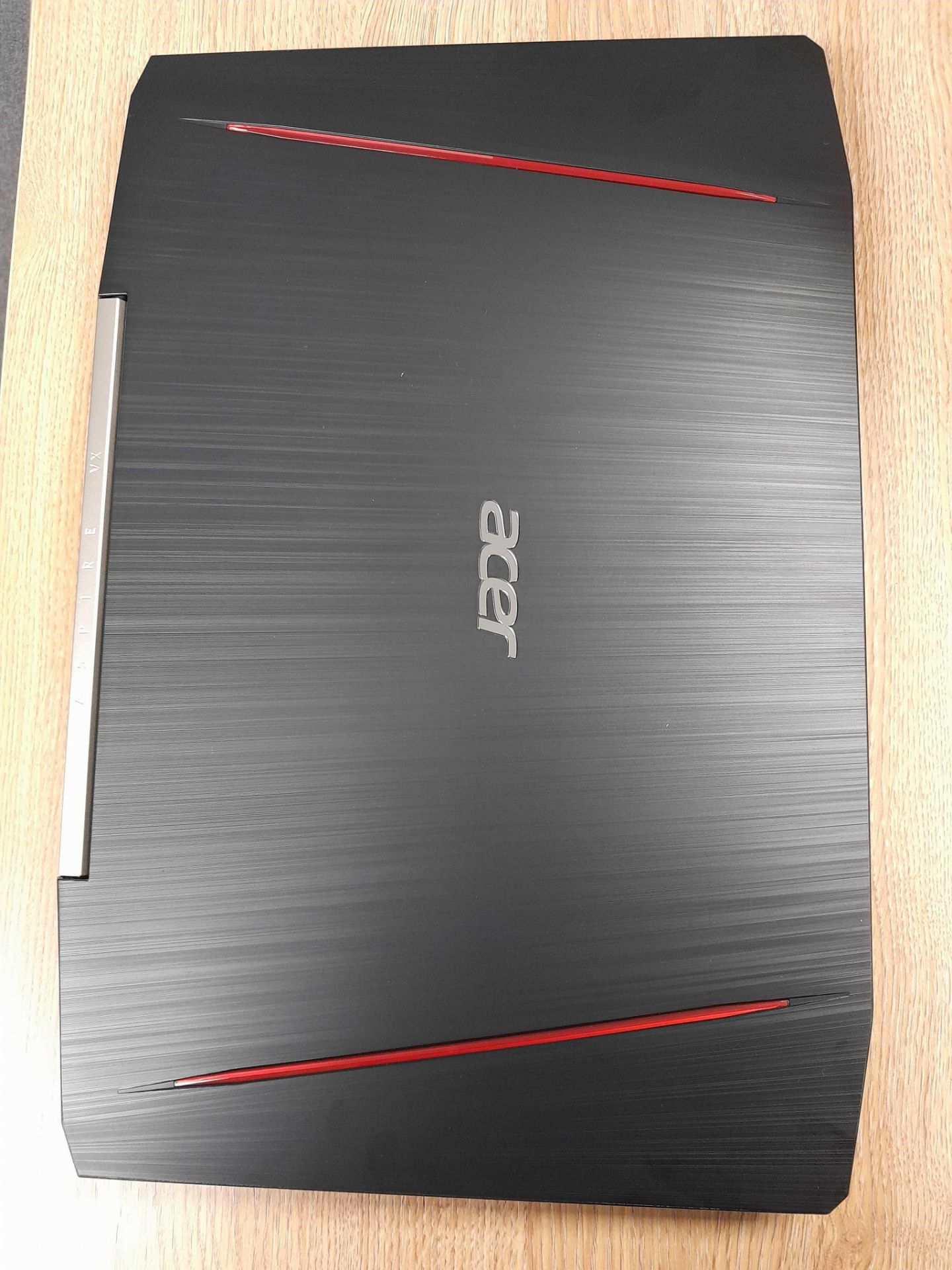 RRP £850 Ex Display Acer Aspire Vx 15 Vx5-591G Core I5-7300Hq 2.5Ghz 8Gb 1Tb 128Gb Ssd Geforce Gtx 1 - Image 4 of 5
