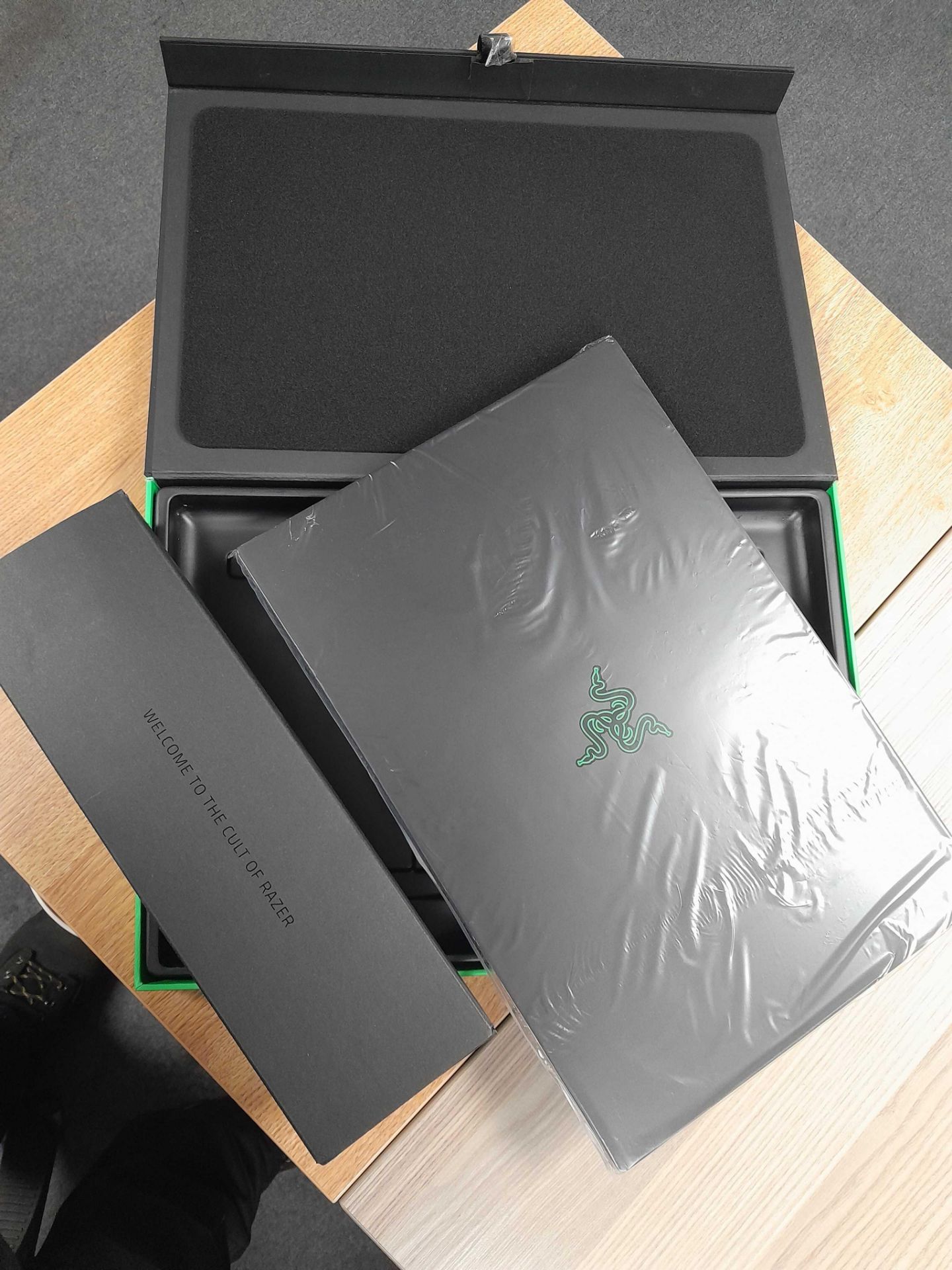 RRP £2300 Razer The New Blade 15 Advanced Gaming Notebook - Image 2 of 4