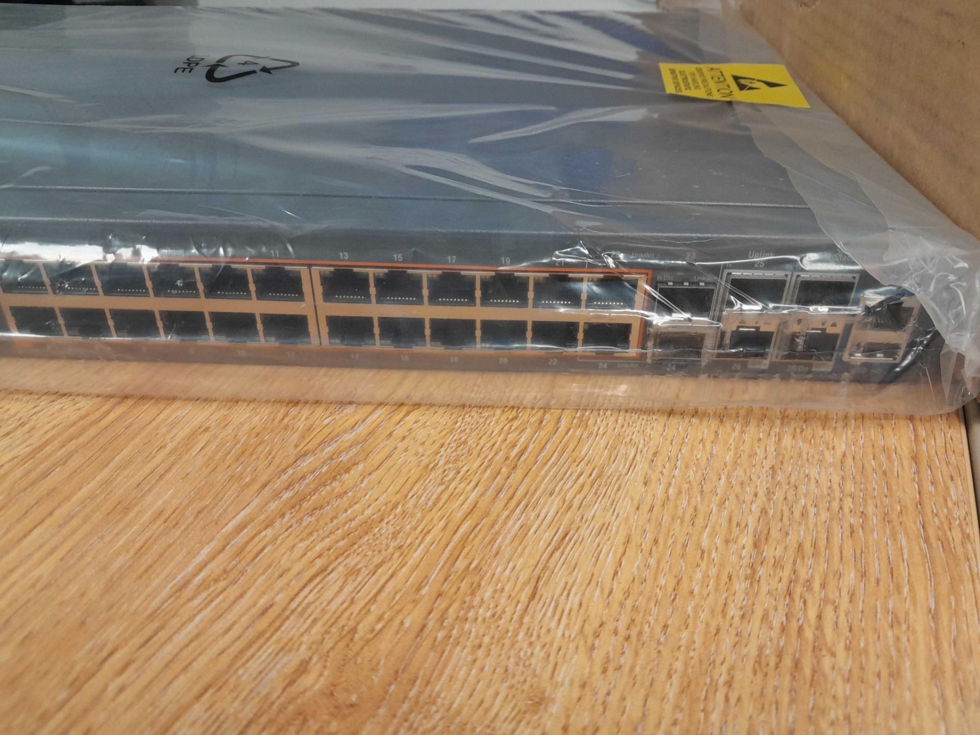 RRP £2030 Brand New Extreme Networks Routing Switch 3600 - Image 3 of 4