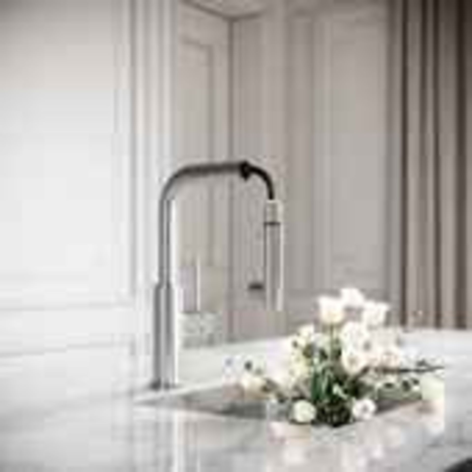 RRP £190 Boxed X3 Items Including Sofia Pull Out Kitchen Tap(Cr1)