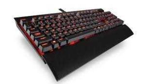 RRP £220 Boxed Like New X2 Items Including Corsair K70 Lux Mechanical Keyboard