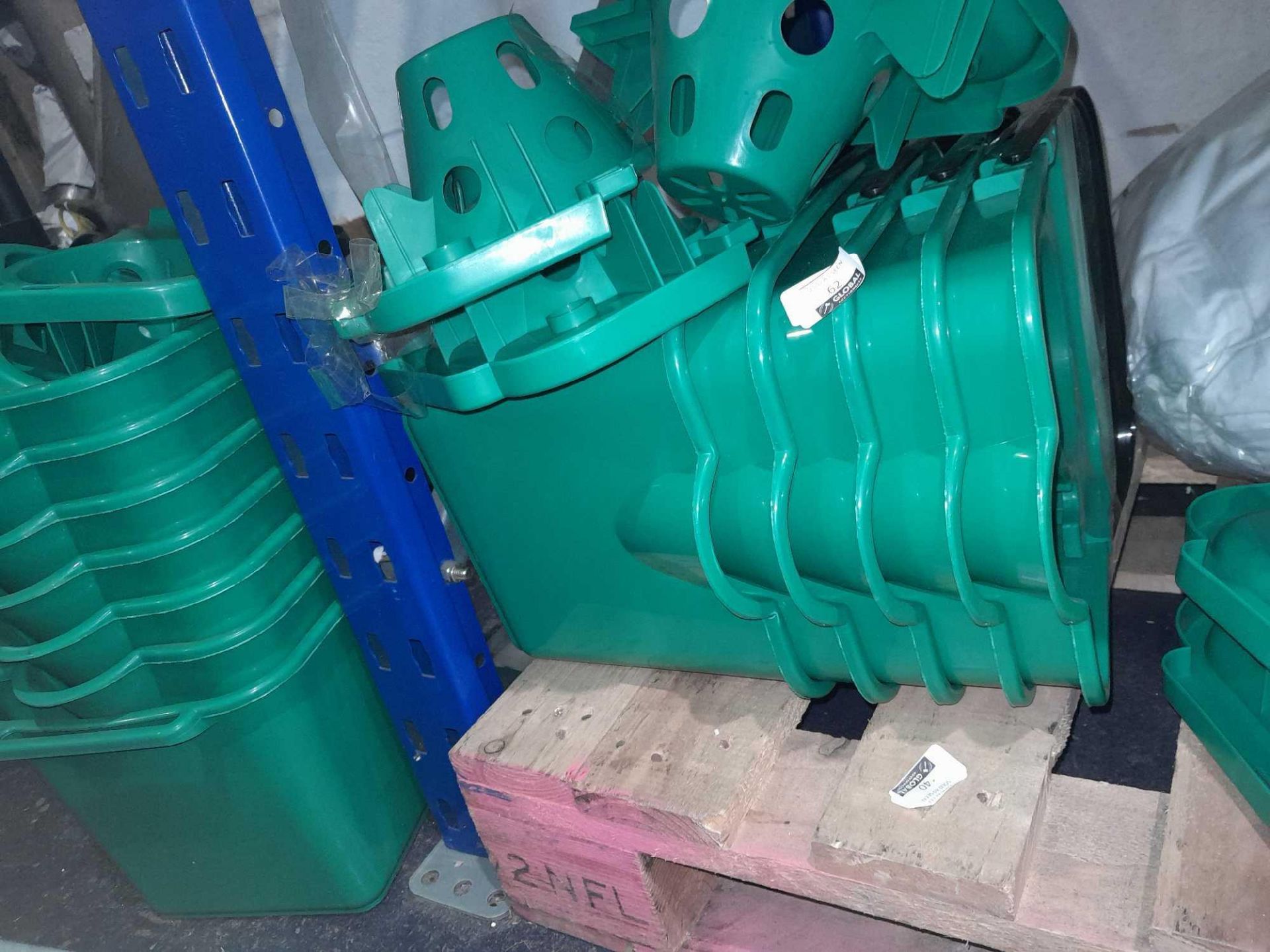 RRP £120 Brand New X12 Green Plastic Mop Buckets - Image 2 of 2